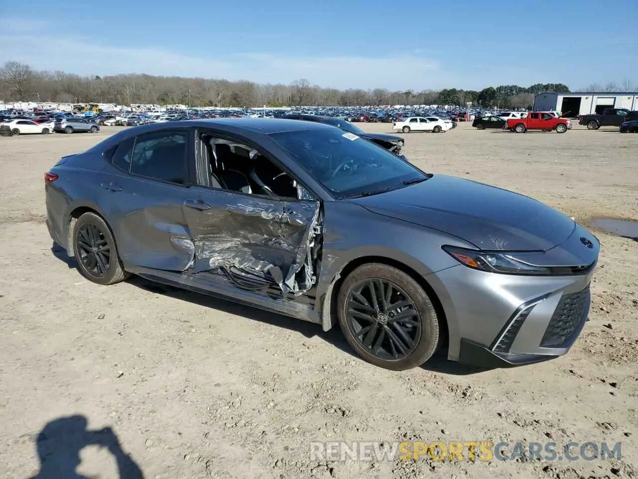 4 Photograph of a damaged car 4T1DAACK1SU560649 TOYOTA CAMRY 2025