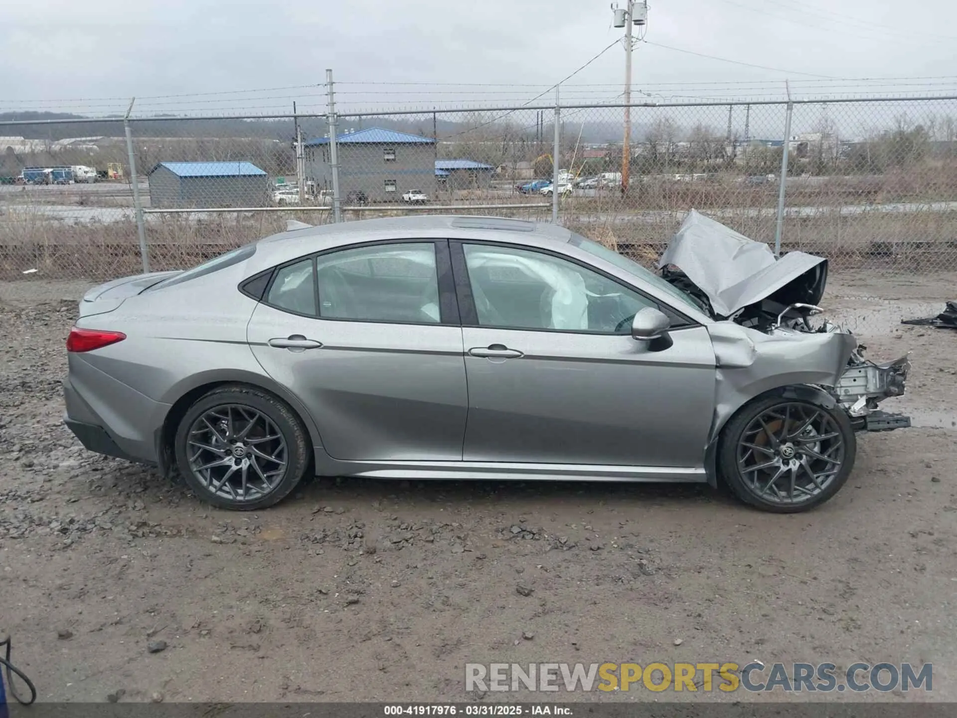 14 Photograph of a damaged car 4T1DAACK1SU563549 TOYOTA CAMRY 2025