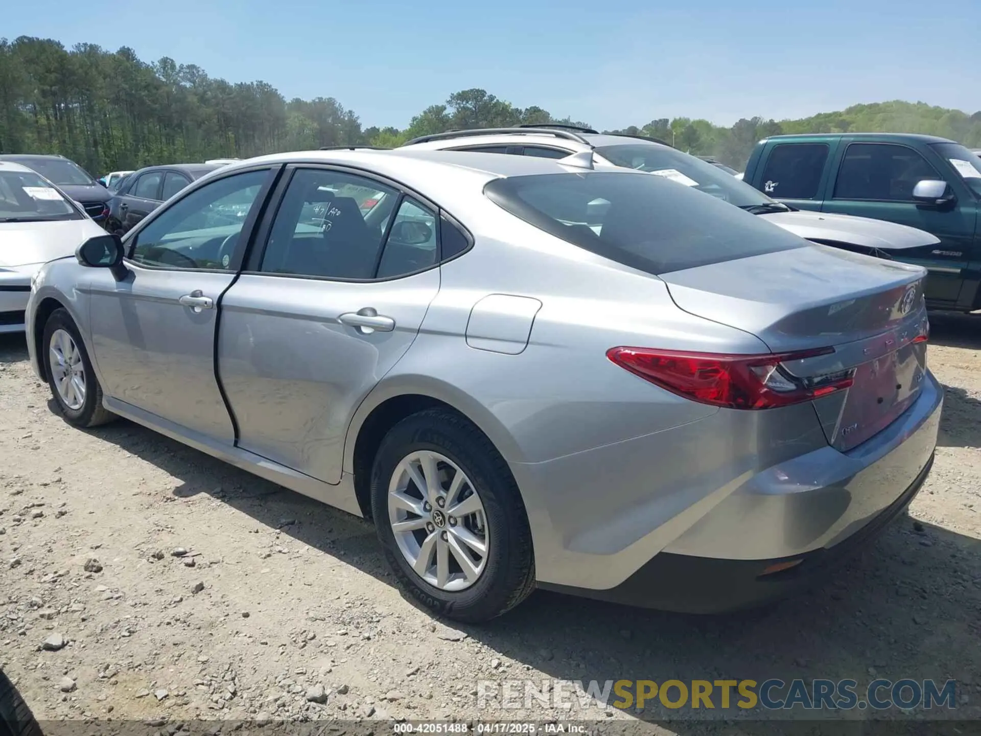 14 Photograph of a damaged car 4T1DAACK1SU593599 TOYOTA CAMRY 2025