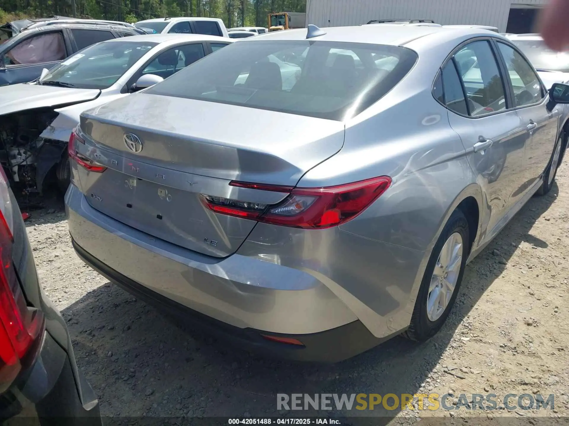 16 Photograph of a damaged car 4T1DAACK1SU593599 TOYOTA CAMRY 2025