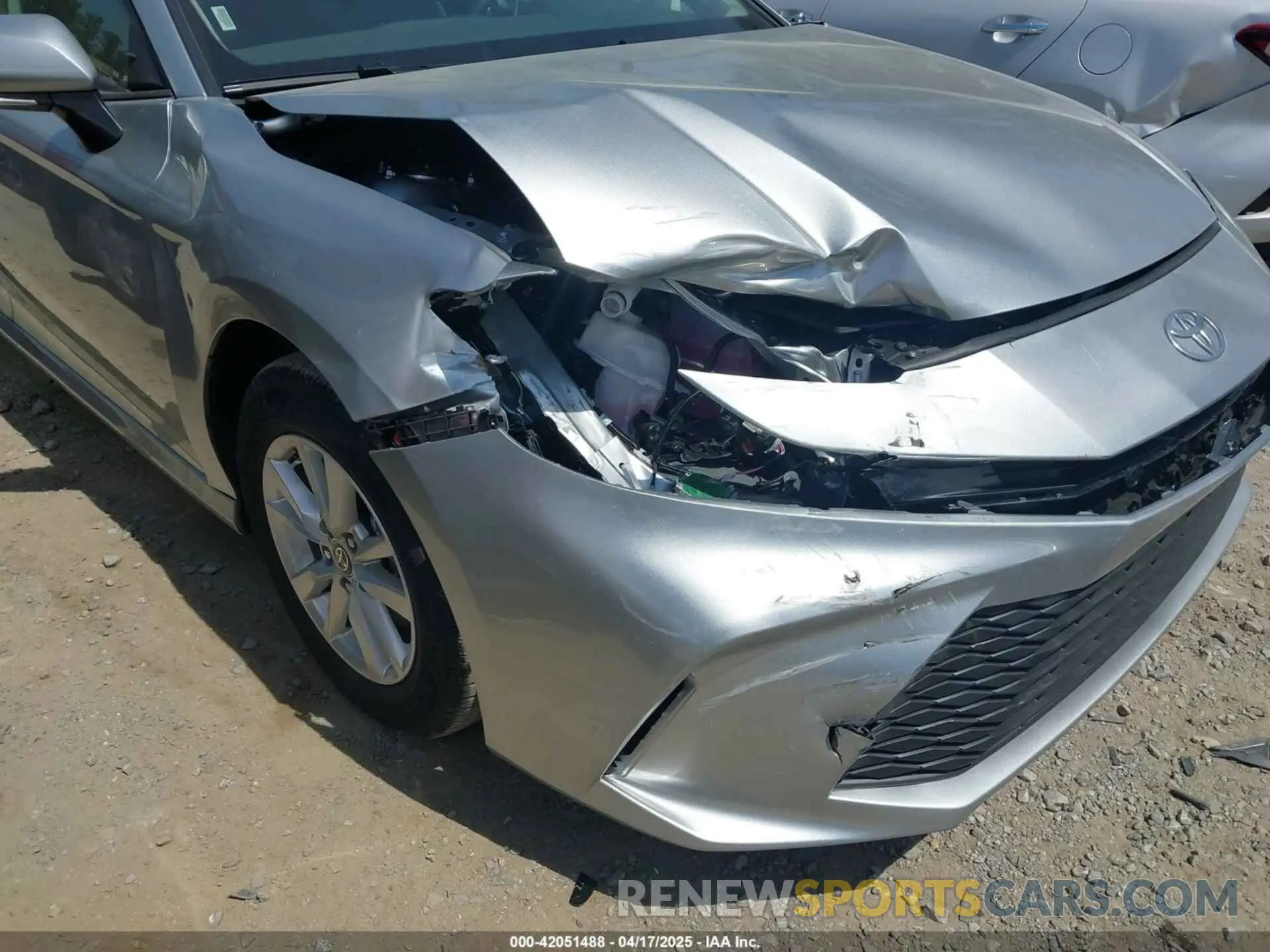 17 Photograph of a damaged car 4T1DAACK1SU593599 TOYOTA CAMRY 2025