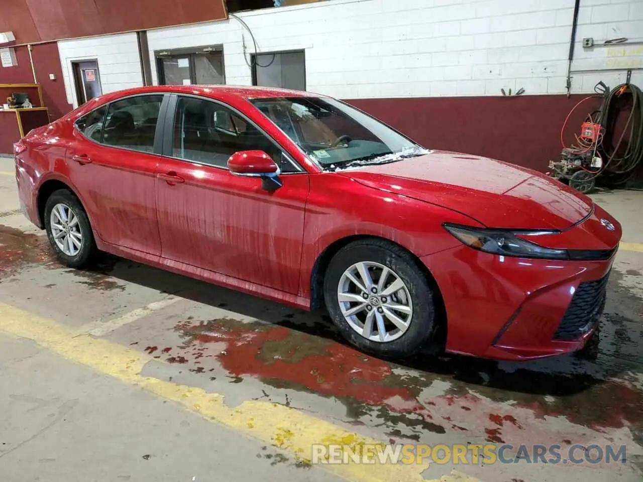 4 Photograph of a damaged car 4T1DAACK2SU012935 TOYOTA CAMRY 2025