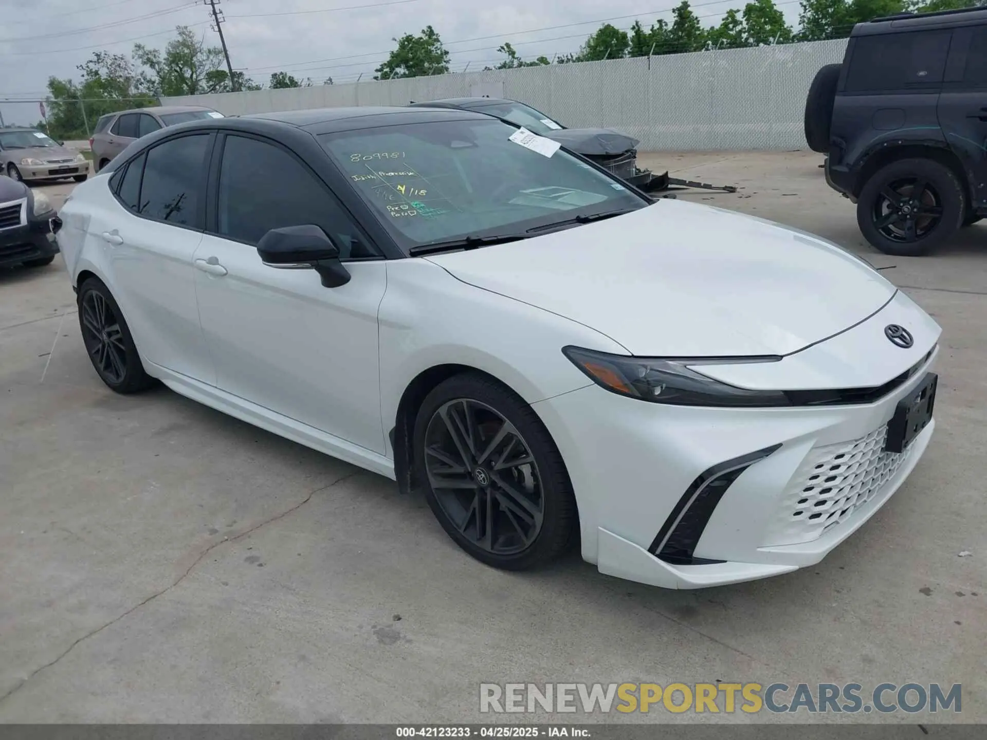 1 Photograph of a damaged car 4T1DAACK2SU016483 TOYOTA CAMRY 2025