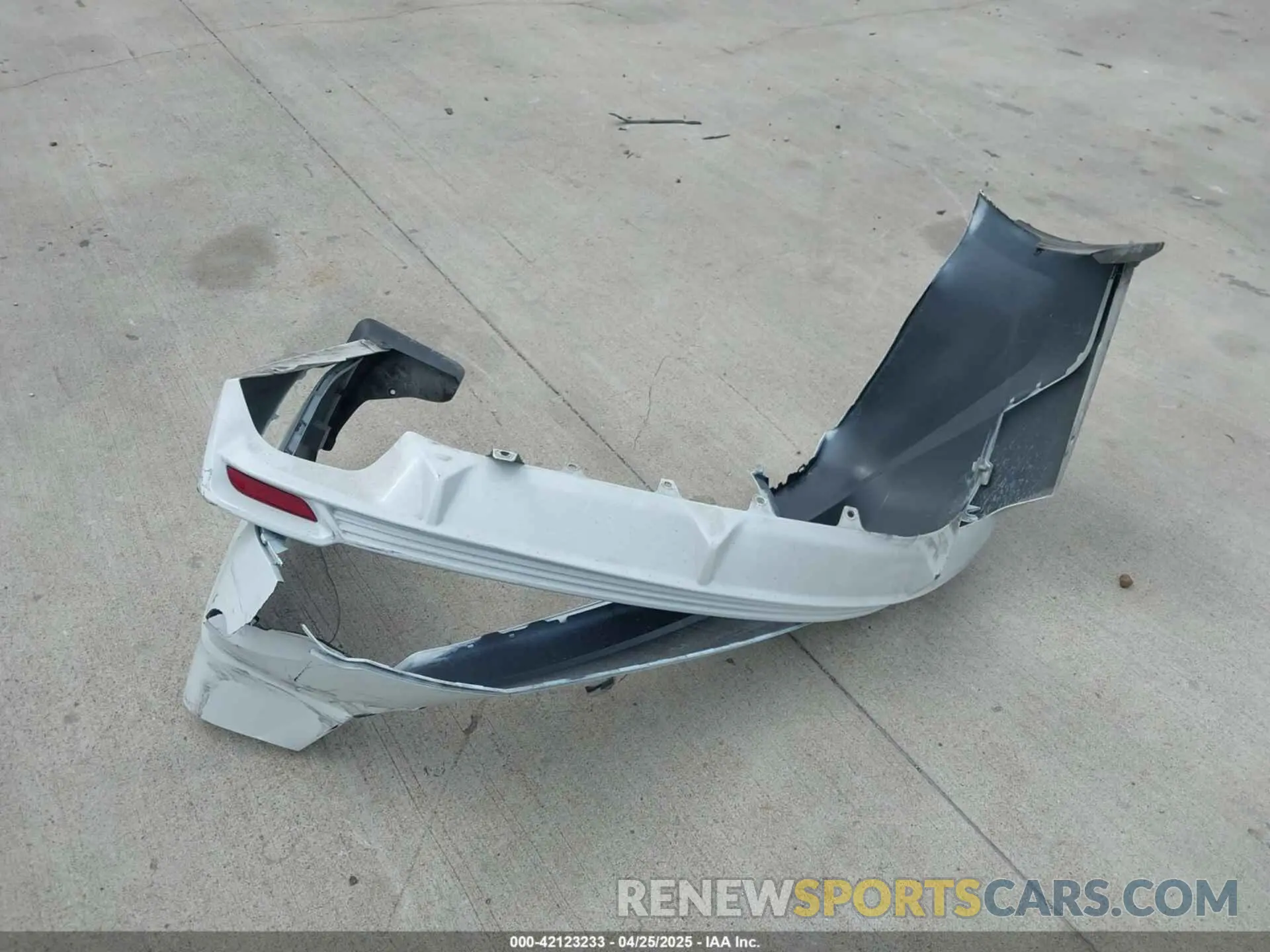 12 Photograph of a damaged car 4T1DAACK2SU016483 TOYOTA CAMRY 2025