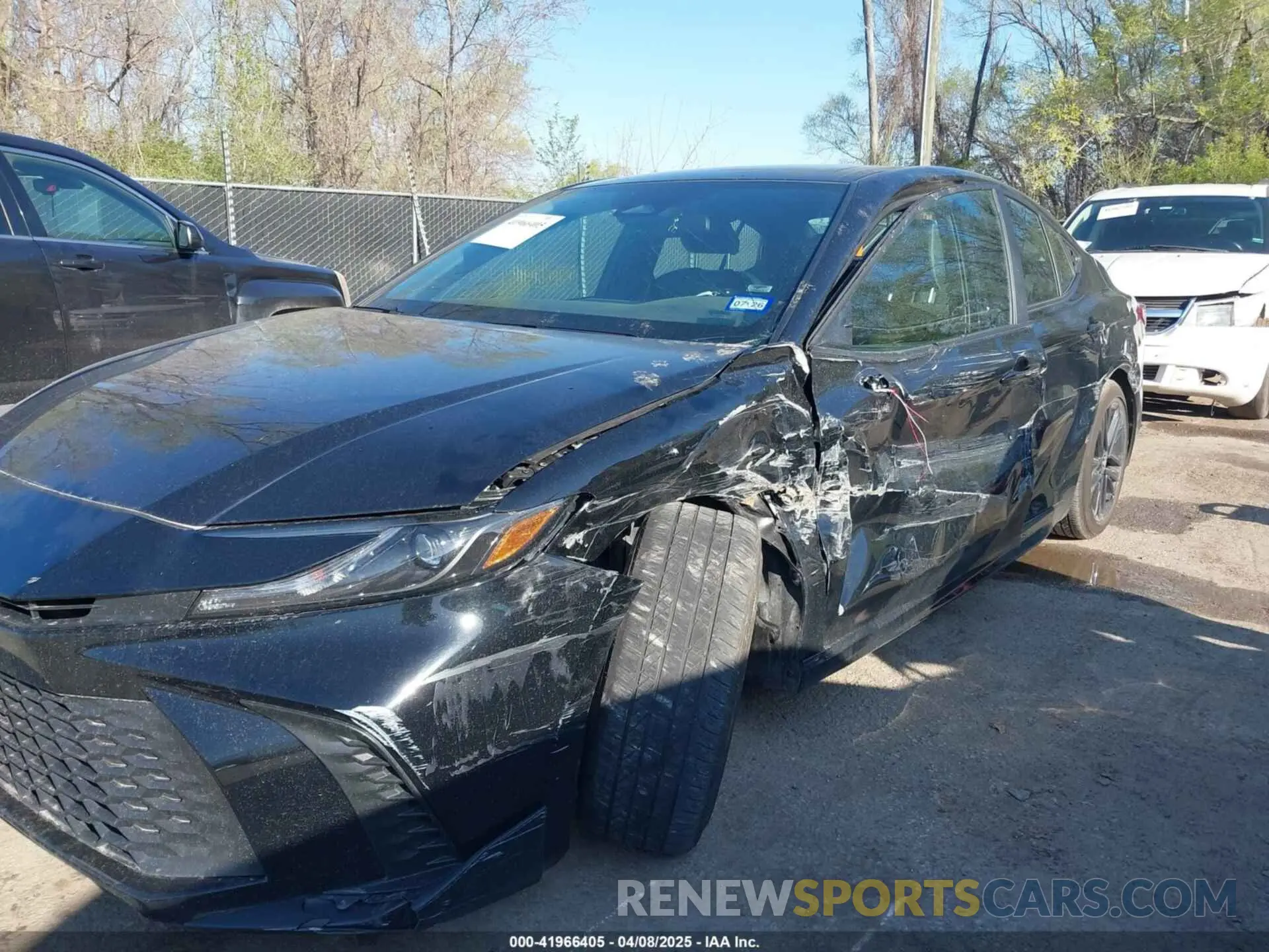 6 Photograph of a damaged car 4T1DAACK2SU033283 TOYOTA CAMRY 2025