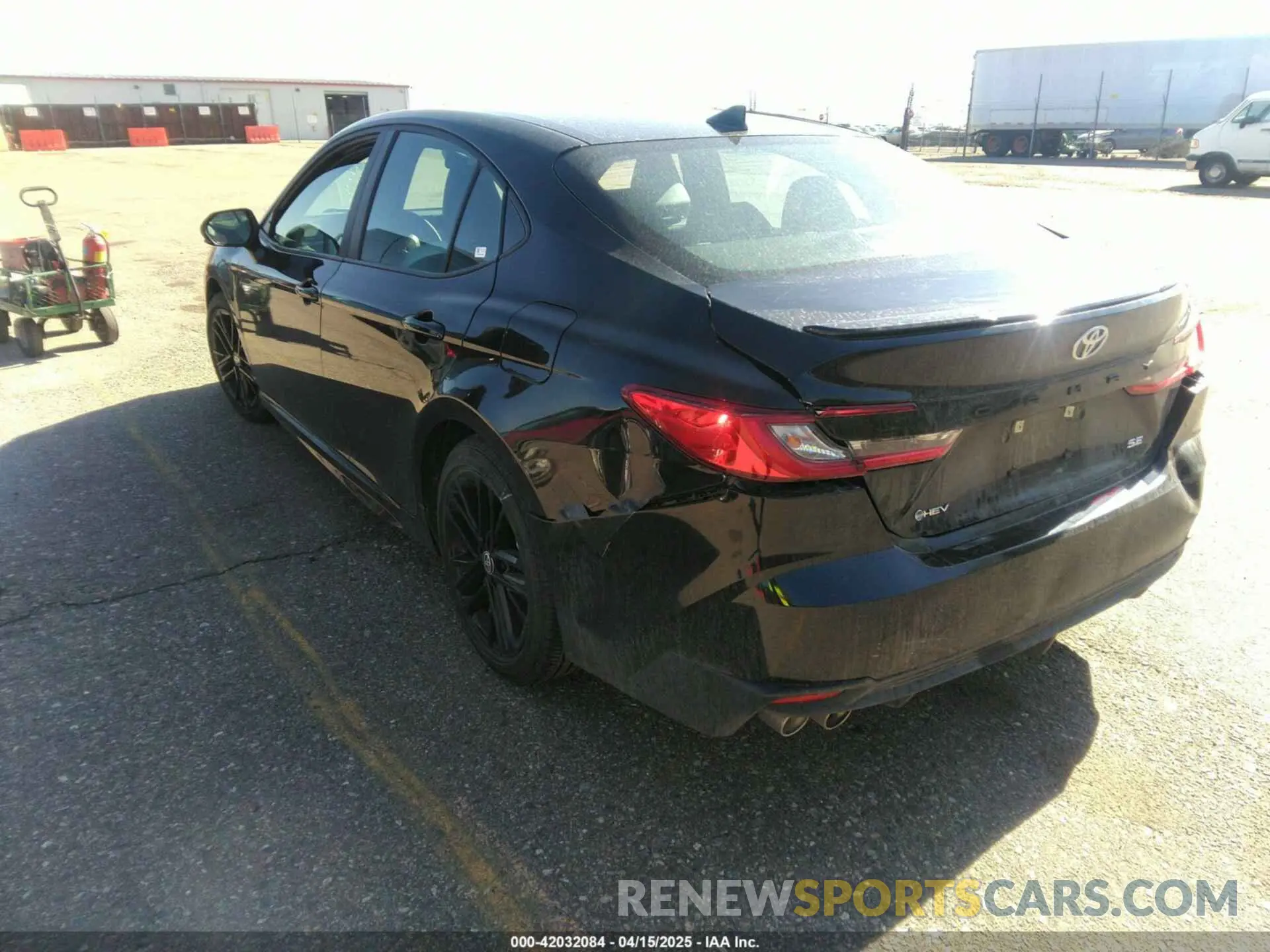 3 Photograph of a damaged car 4T1DAACK2SU035048 TOYOTA CAMRY 2025