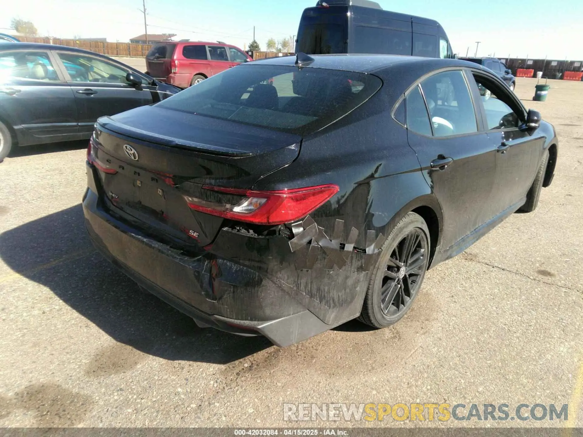 4 Photograph of a damaged car 4T1DAACK2SU035048 TOYOTA CAMRY 2025