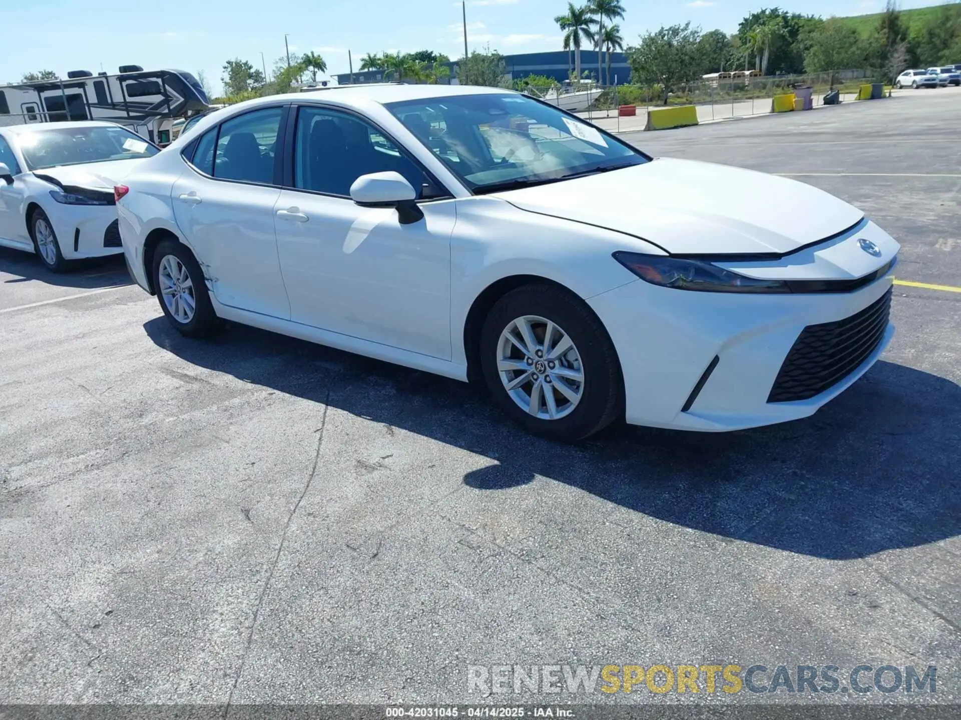 1 Photograph of a damaged car 4T1DAACK2SU040265 TOYOTA CAMRY 2025