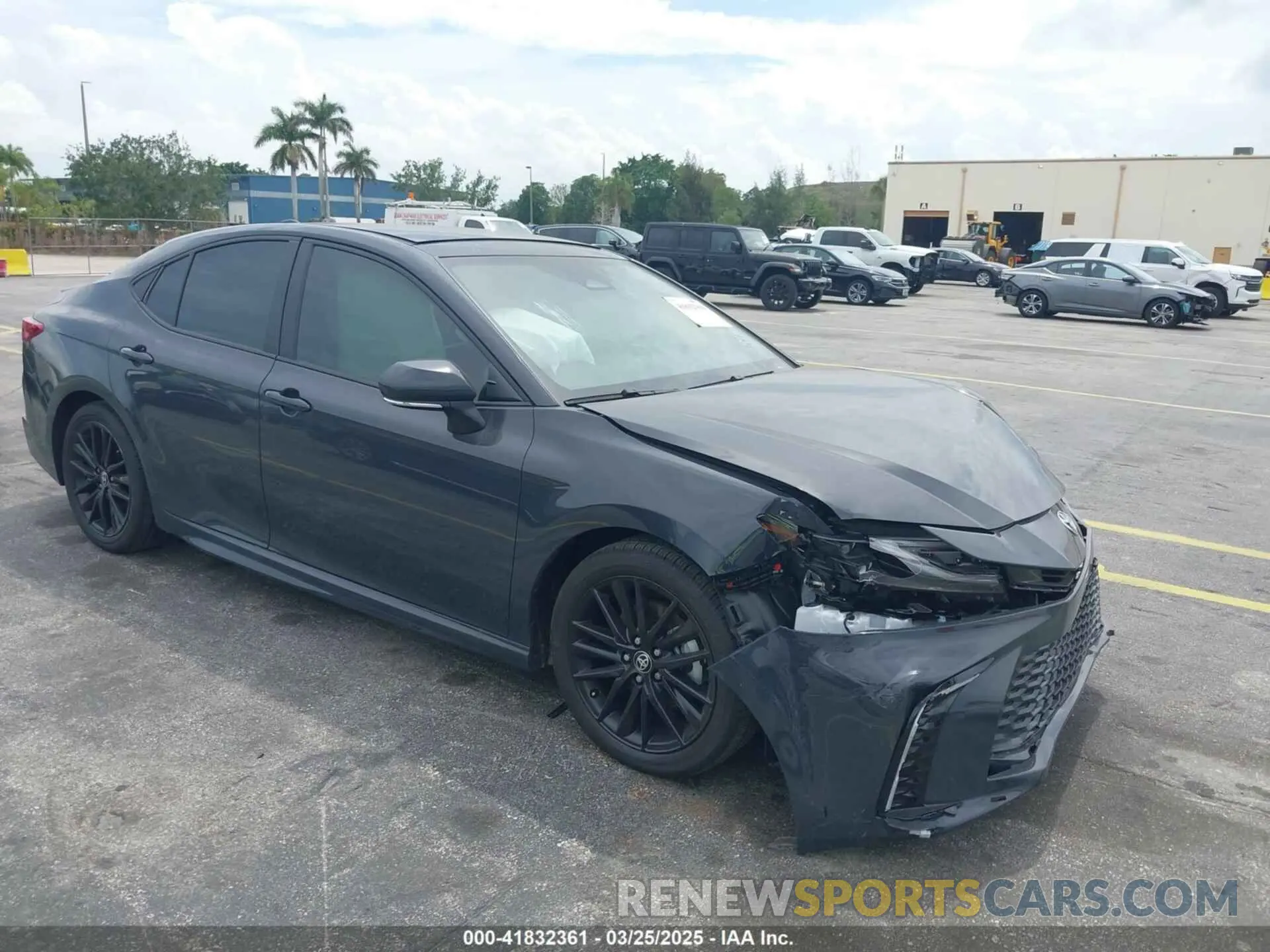 1 Photograph of a damaged car 4T1DAACK2SU055817 TOYOTA CAMRY 2025