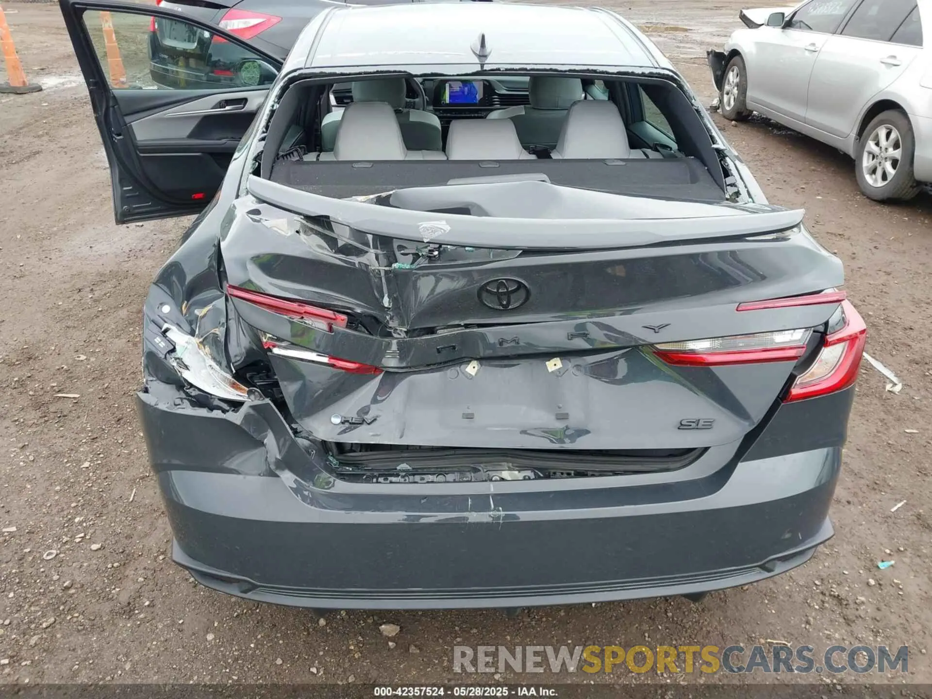 6 Photograph of a damaged car 4T1DAACK2SU065344 TOYOTA CAMRY 2025