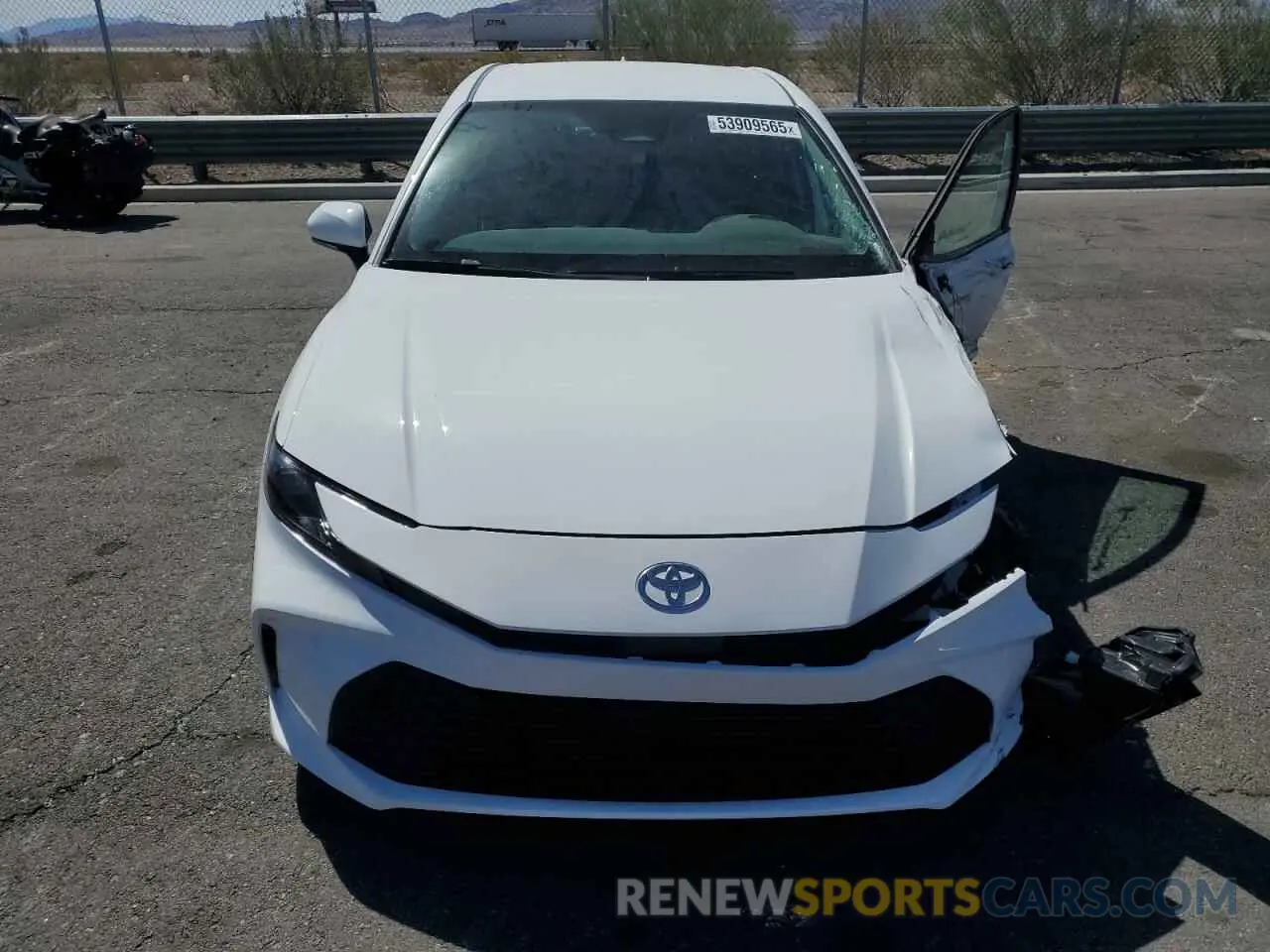 5 Photograph of a damaged car 4T1DAACK2SU078577 TOYOTA CAMRY 2025