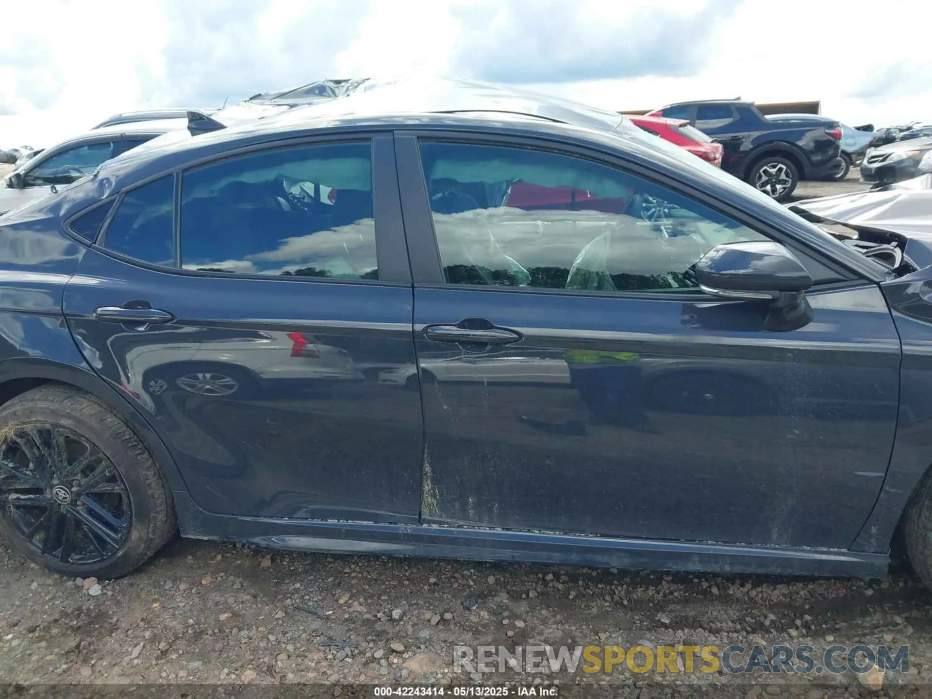 13 Photograph of a damaged car 4T1DAACK2SU090258 TOYOTA CAMRY 2025