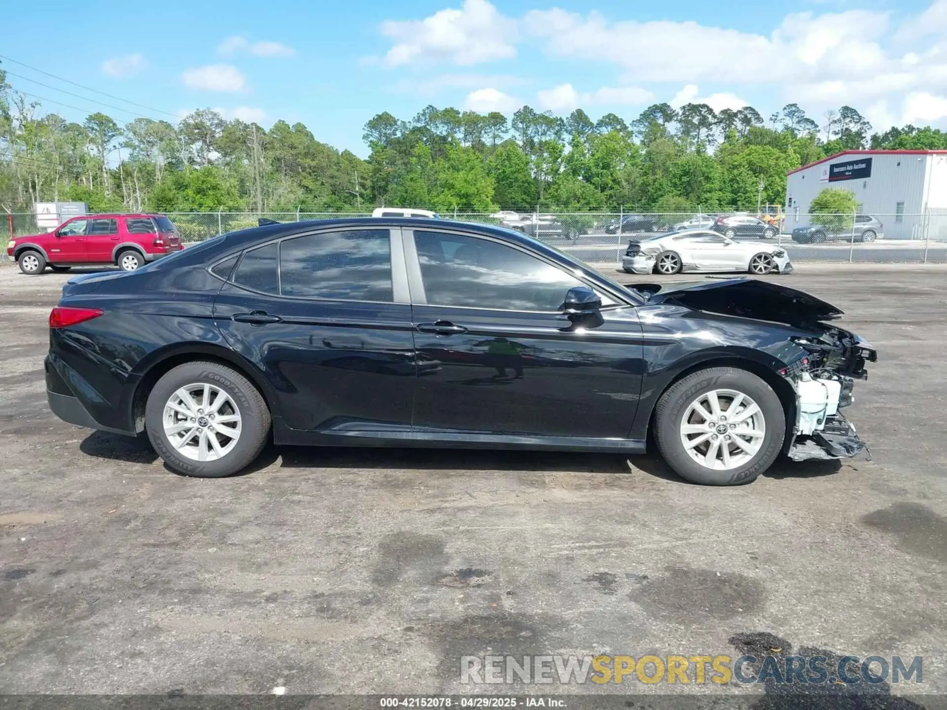 14 Photograph of a damaged car 4T1DAACK2SU124019 TOYOTA CAMRY 2025