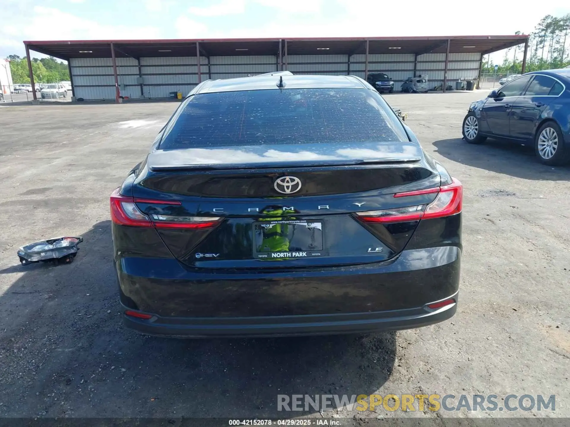 17 Photograph of a damaged car 4T1DAACK2SU124019 TOYOTA CAMRY 2025