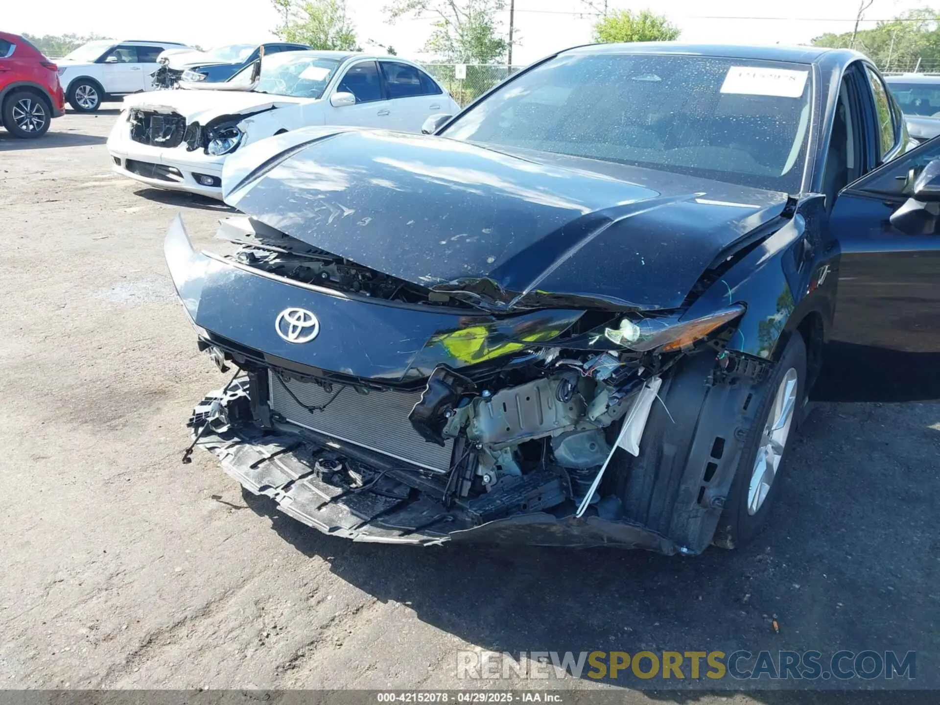 6 Photograph of a damaged car 4T1DAACK2SU124019 TOYOTA CAMRY 2025