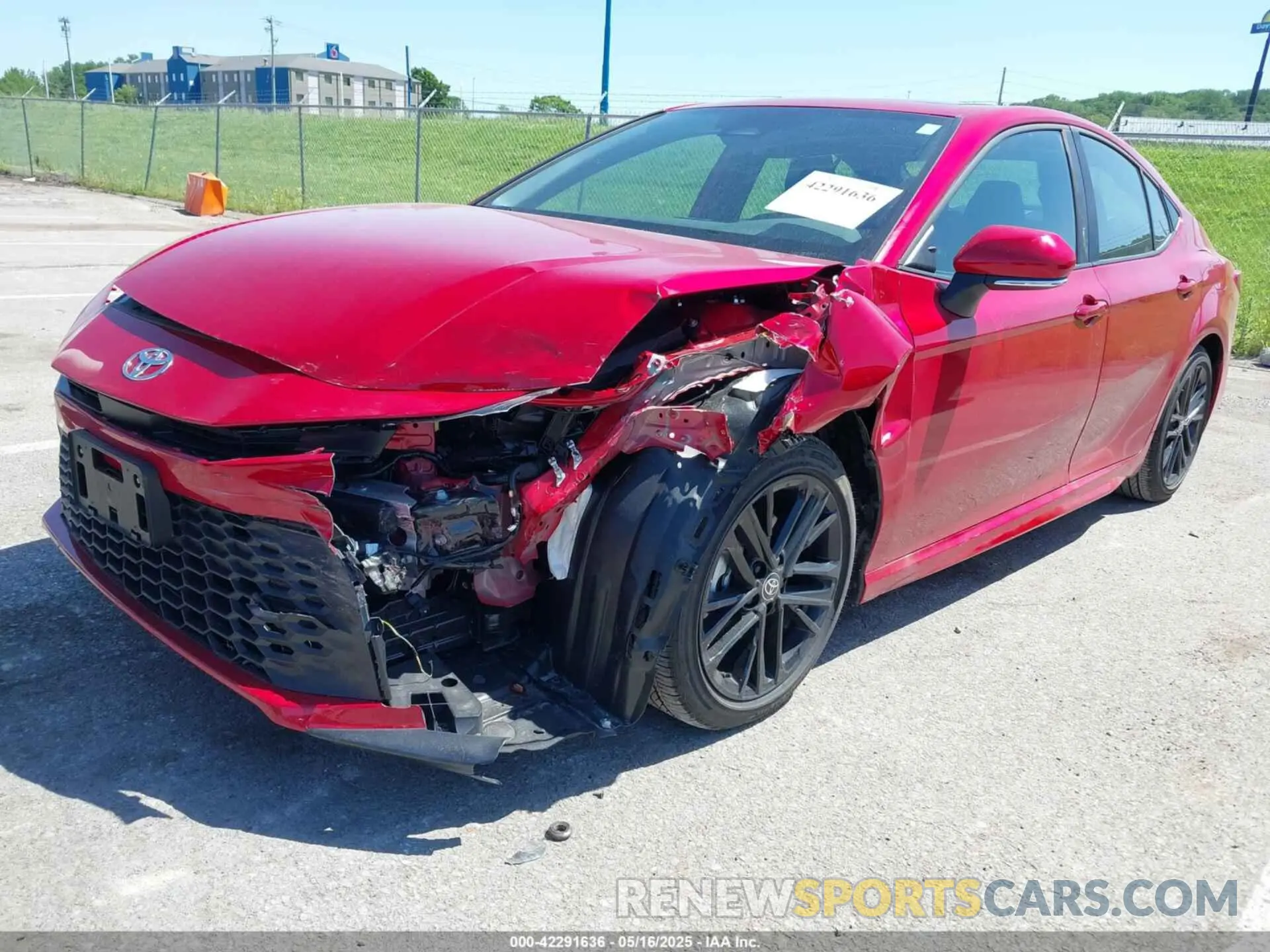 2 Photograph of a damaged car 4T1DAACK2SU140415 TOYOTA CAMRY 2025