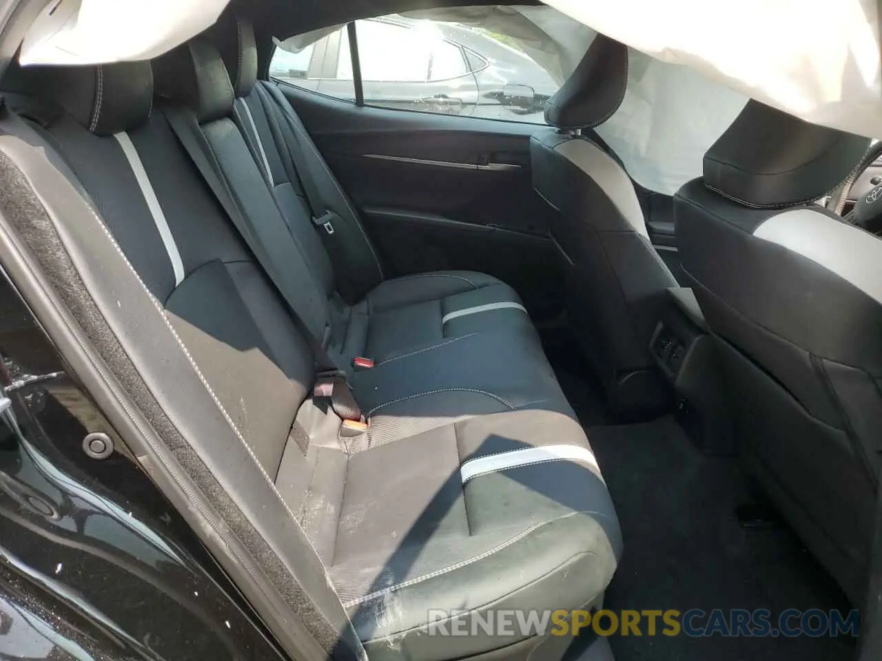 10 Photograph of a damaged car 4T1DAACK2SU155724 TOYOTA CAMRY 2025