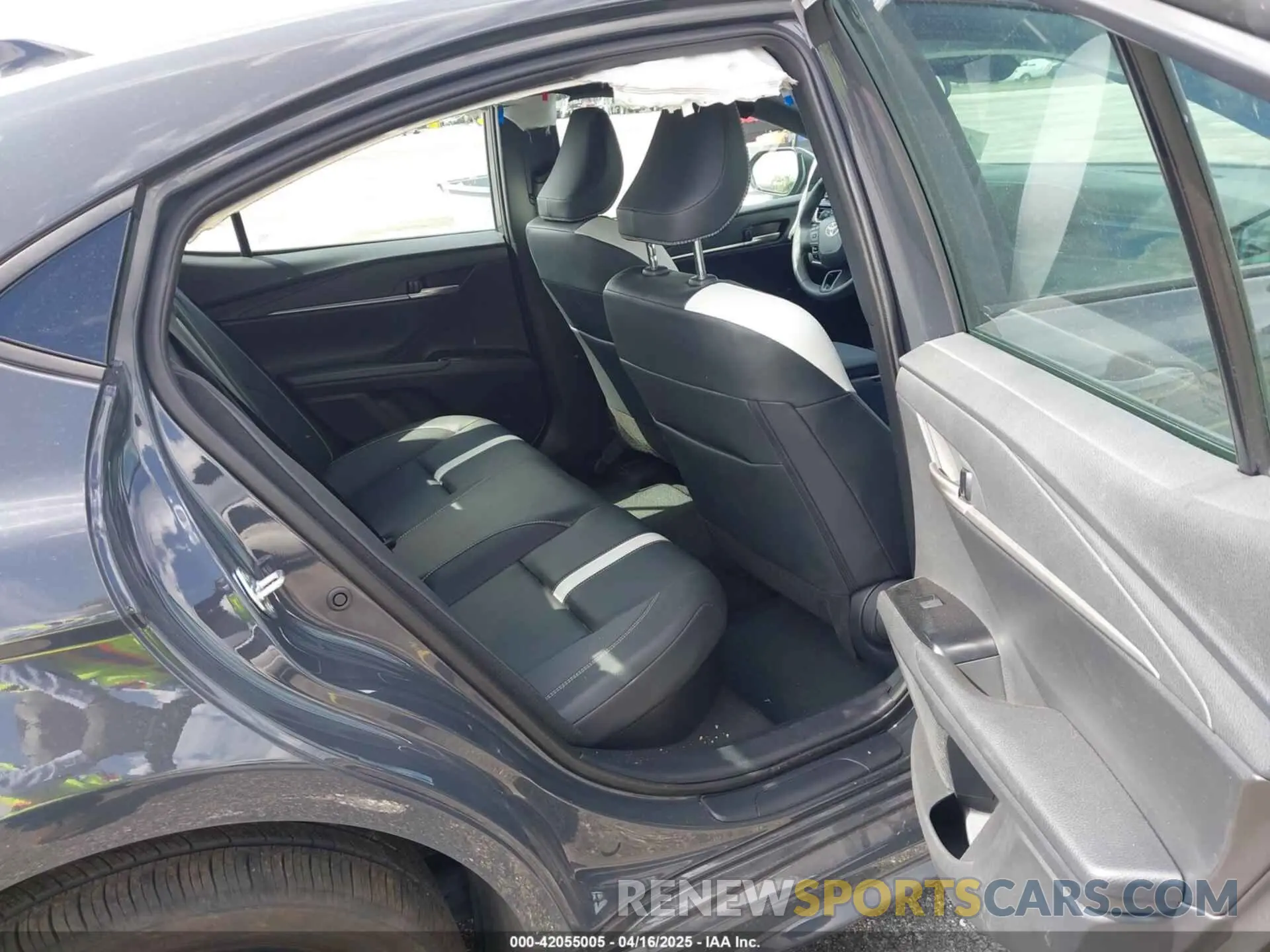 8 Photograph of a damaged car 4T1DAACK2SU503490 TOYOTA CAMRY 2025