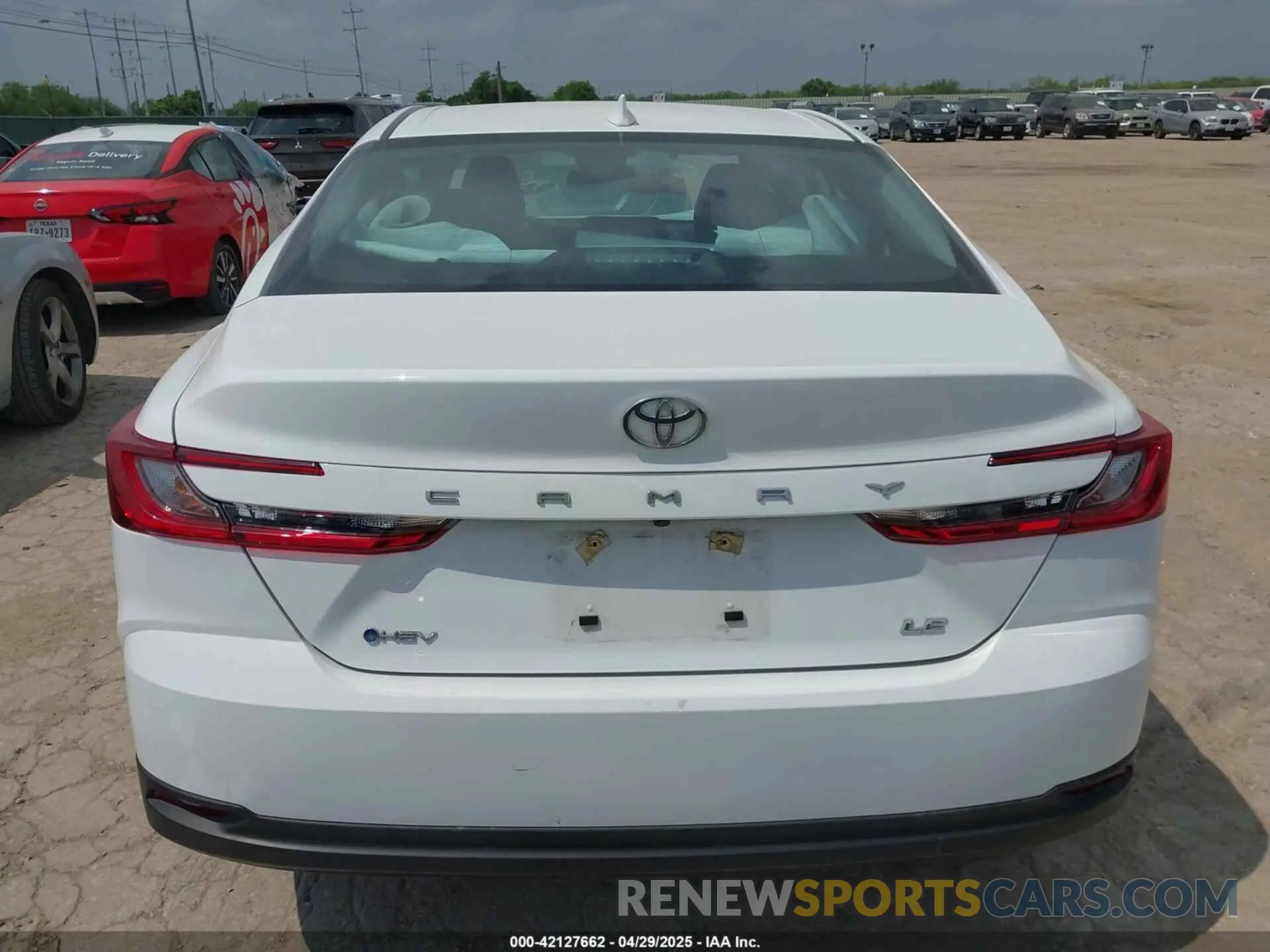 16 Photograph of a damaged car 4T1DAACK2SU511766 TOYOTA CAMRY 2025