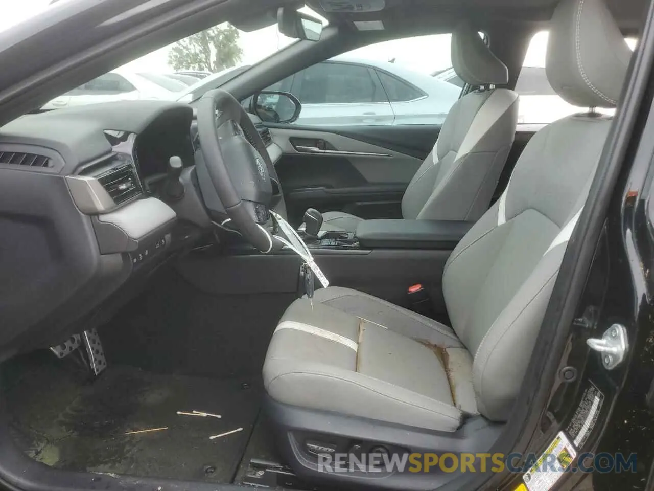 7 Photograph of a damaged car 4T1DAACK2SU515008 TOYOTA CAMRY 2025
