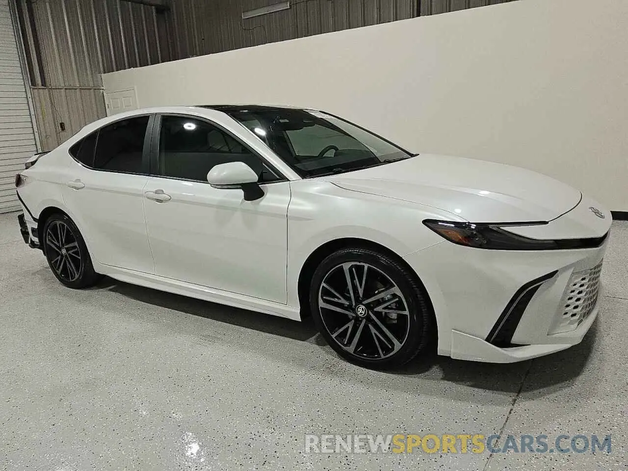 4 Photograph of a damaged car 4T1DAACK2SU527191 TOYOTA CAMRY 2025