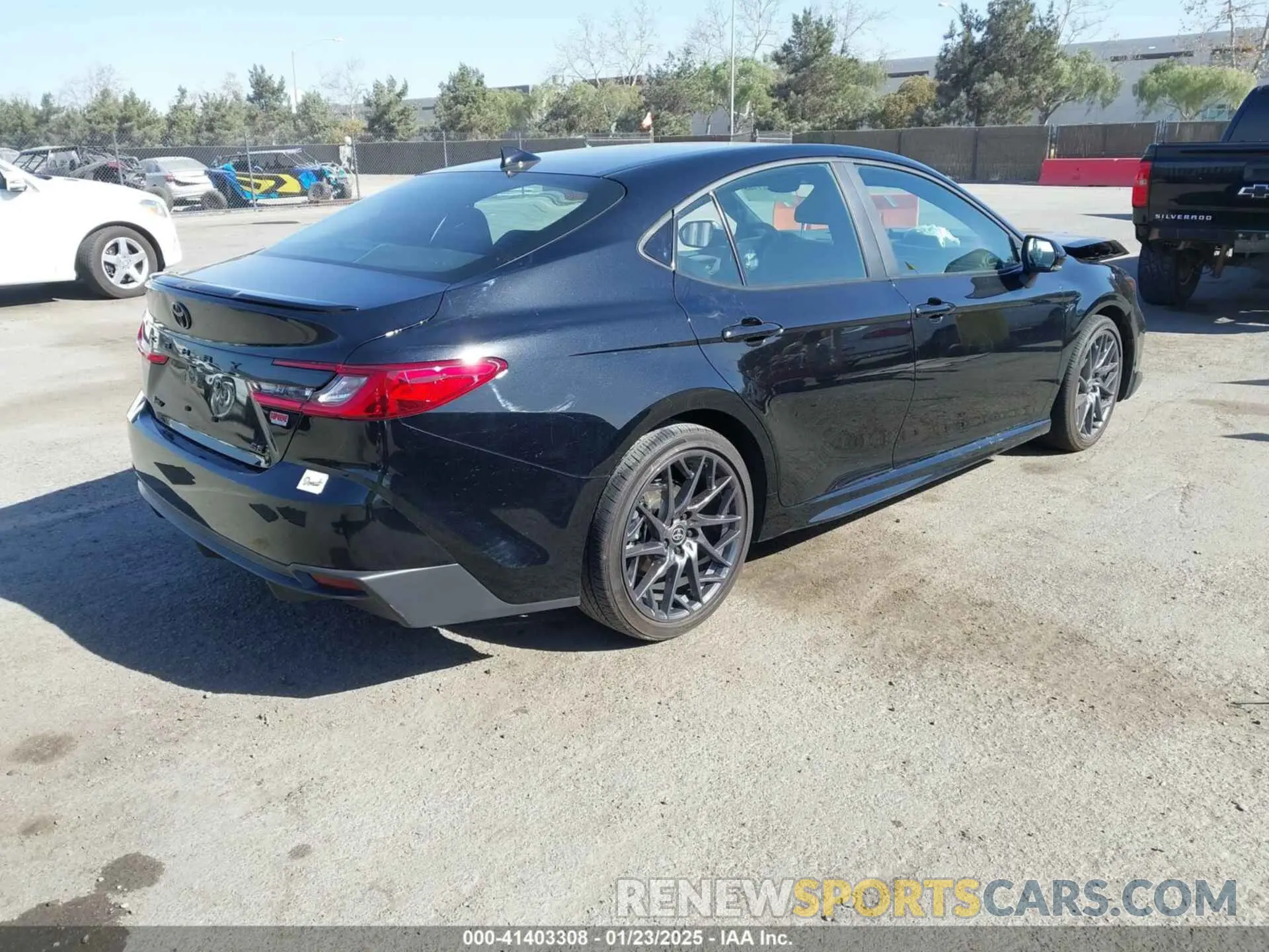 4 Photograph of a damaged car 4T1DAACK2SU536862 TOYOTA CAMRY 2025