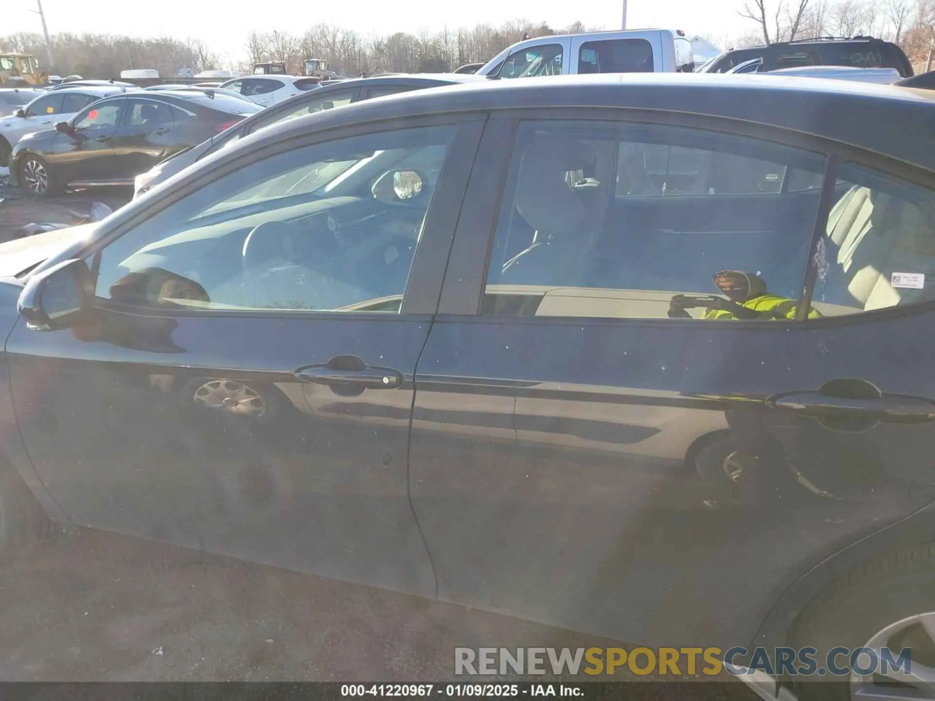14 Photograph of a damaged car 4T1DAACK2SU537686 TOYOTA CAMRY 2025
