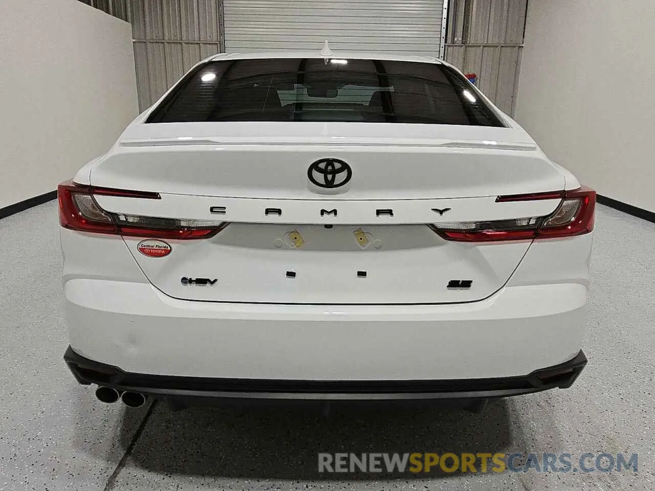 6 Photograph of a damaged car 4T1DAACK2SU537753 TOYOTA CAMRY 2025