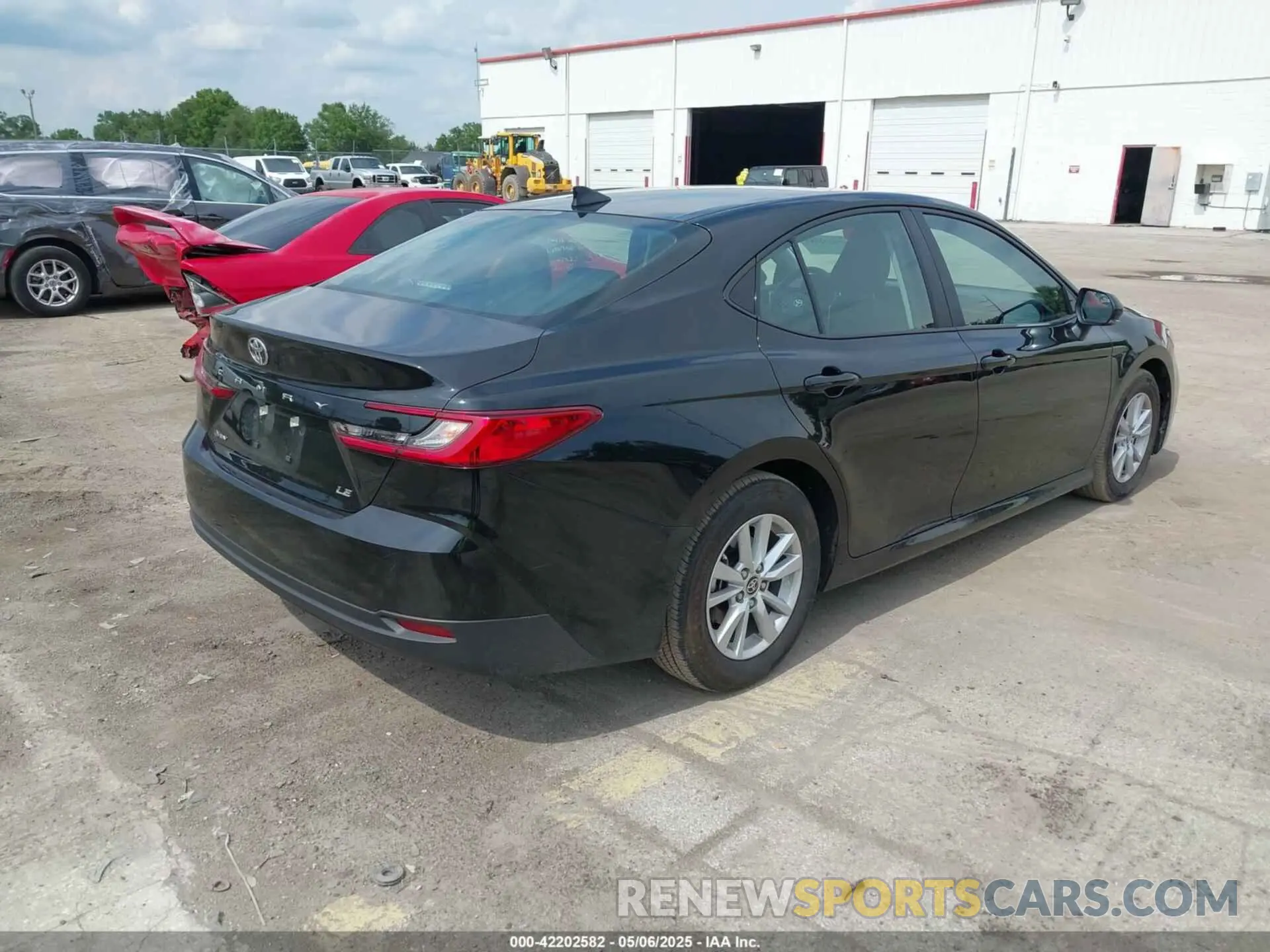 4 Photograph of a damaged car 4T1DAACK2SU546534 TOYOTA CAMRY 2025