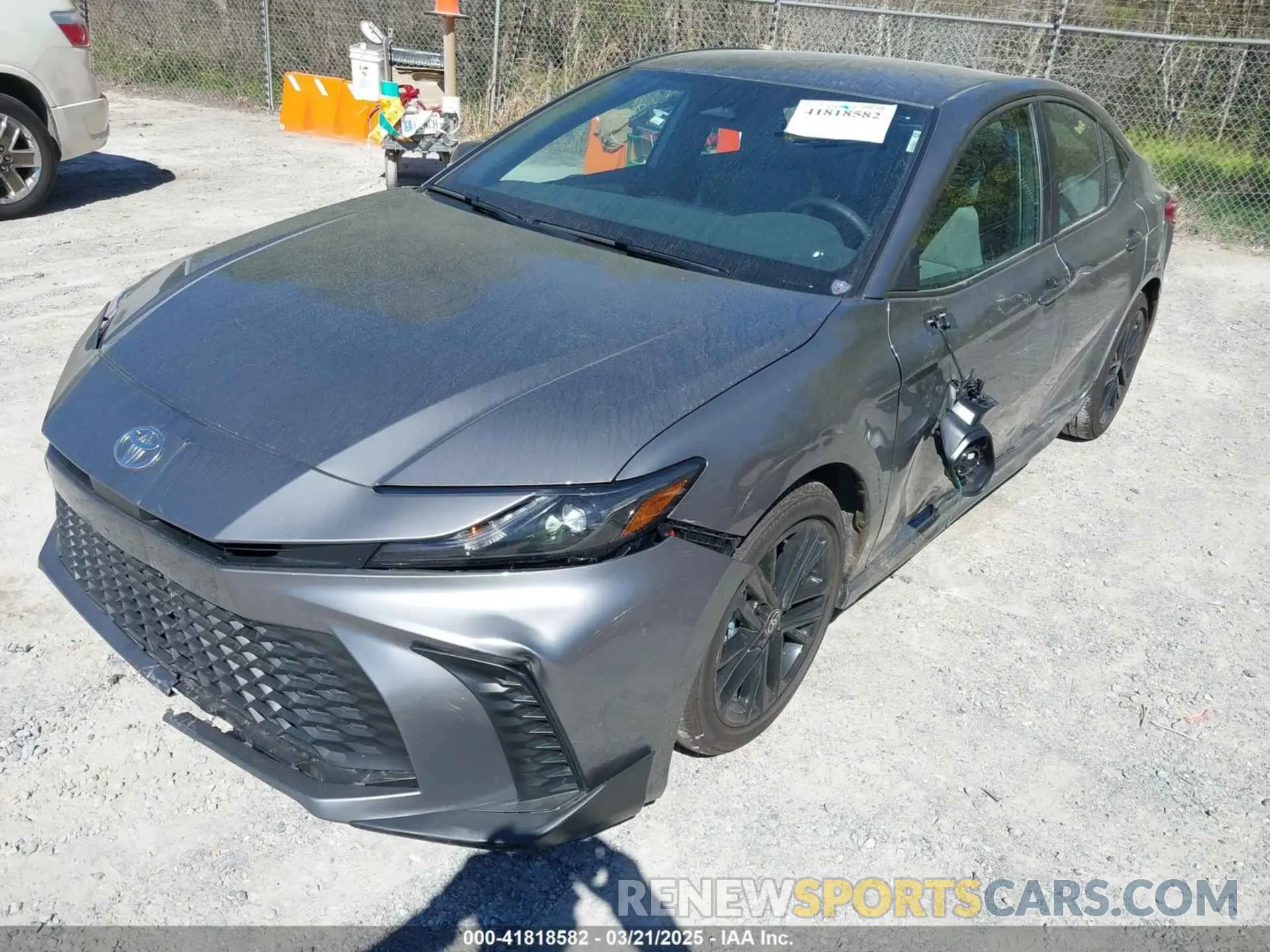 6 Photograph of a damaged car 4T1DAACK2SU566377 TOYOTA CAMRY 2025