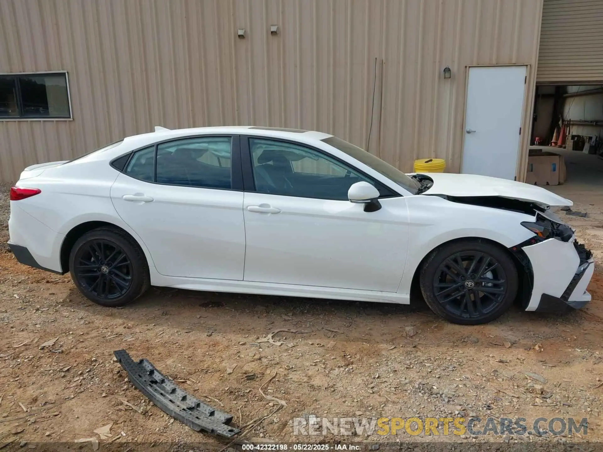 13 Photograph of a damaged car 4T1DAACK2SU592588 TOYOTA CAMRY 2025