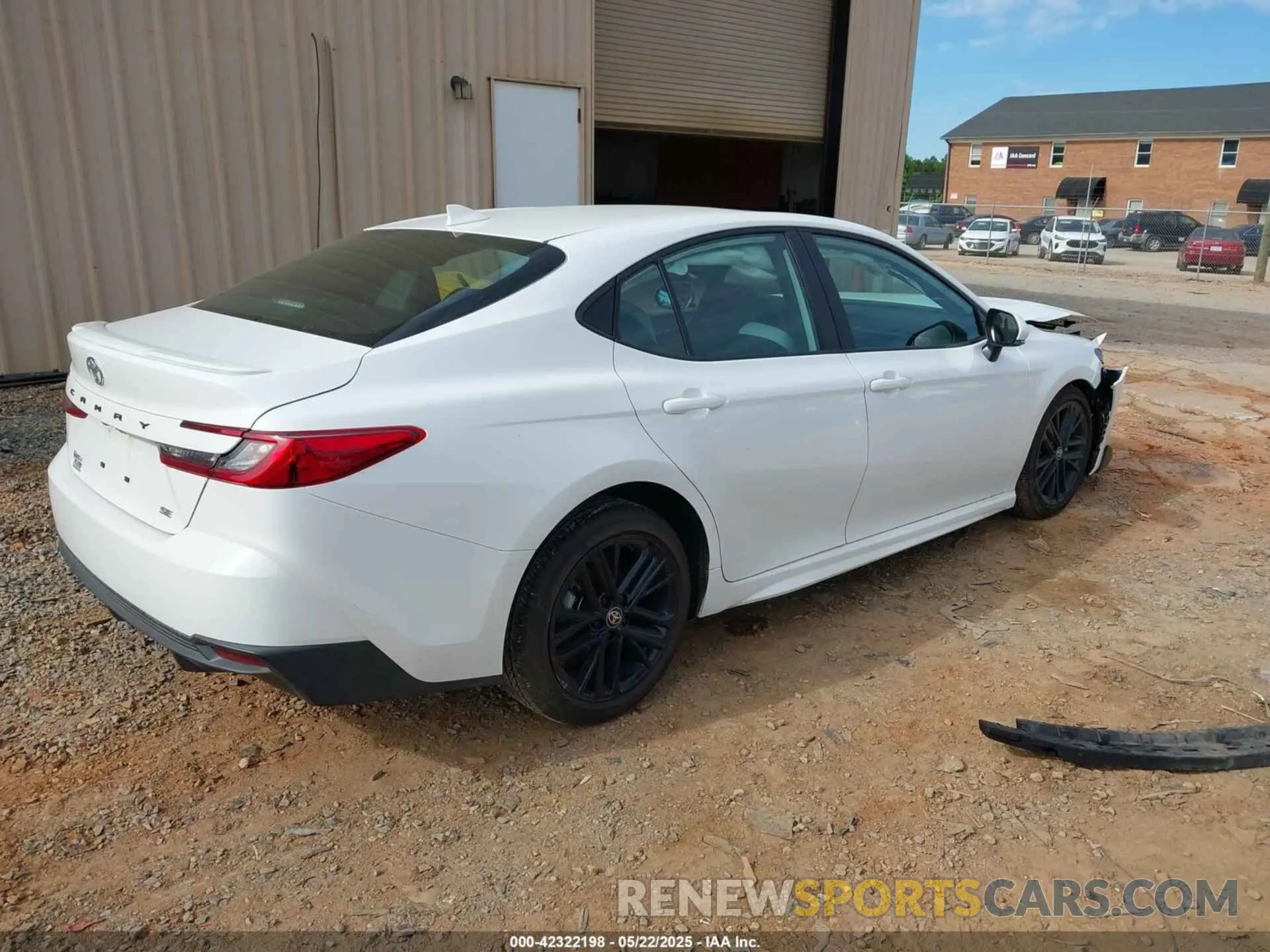4 Photograph of a damaged car 4T1DAACK2SU592588 TOYOTA CAMRY 2025