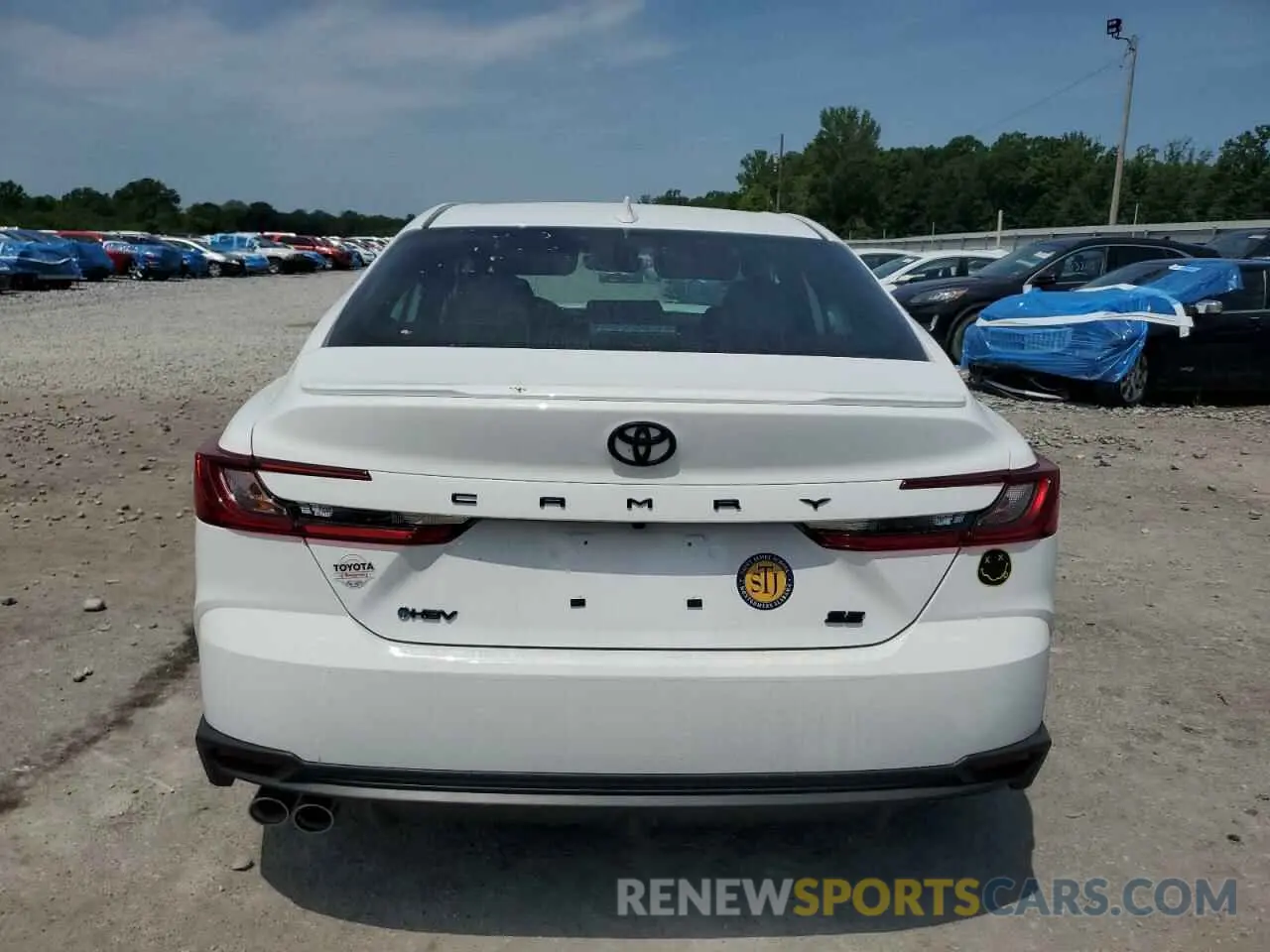 6 Photograph of a damaged car 4T1DAACK2SU603511 TOYOTA CAMRY 2025