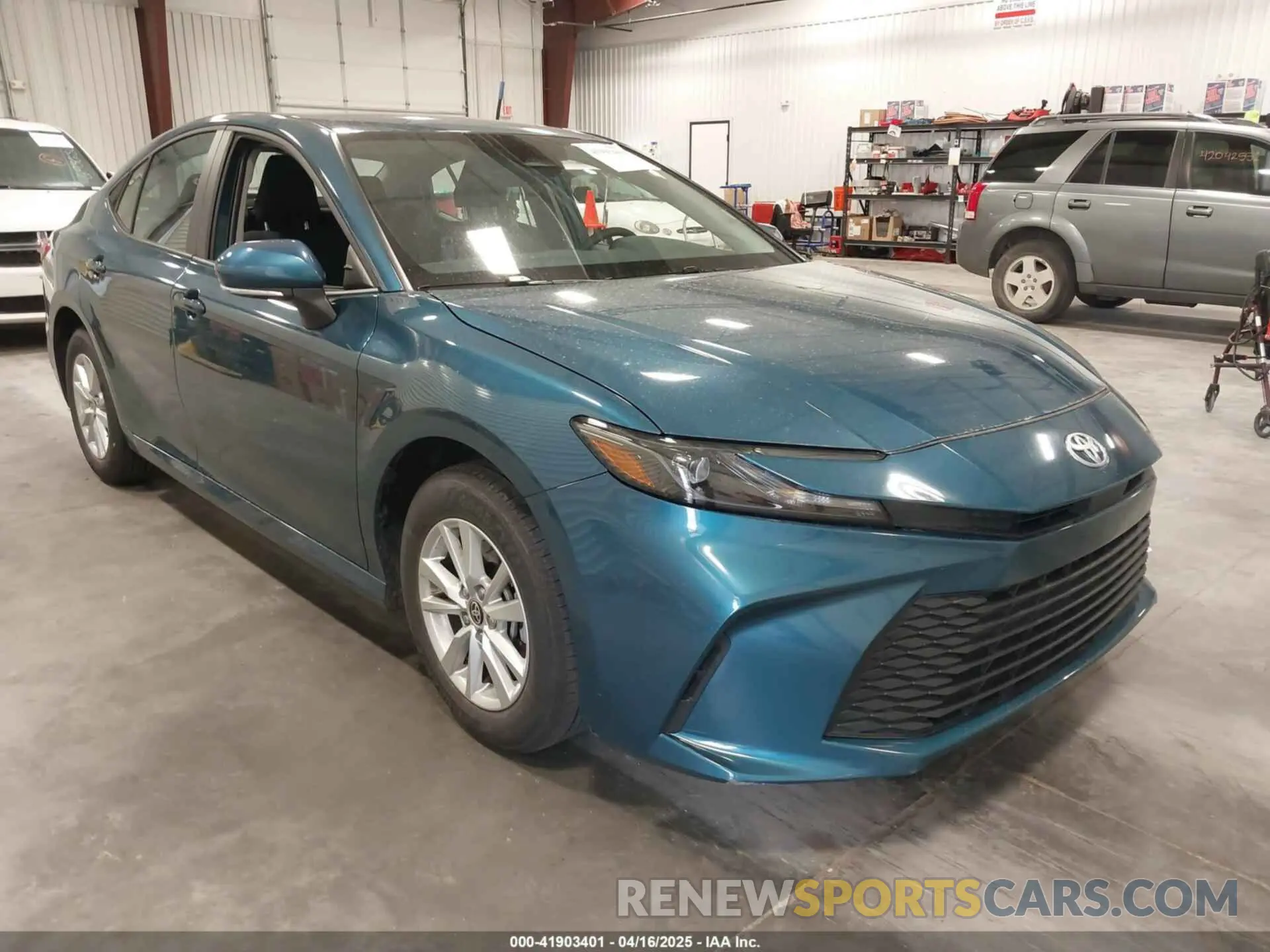 1 Photograph of a damaged car 4T1DAACK3SU003208 TOYOTA CAMRY 2025