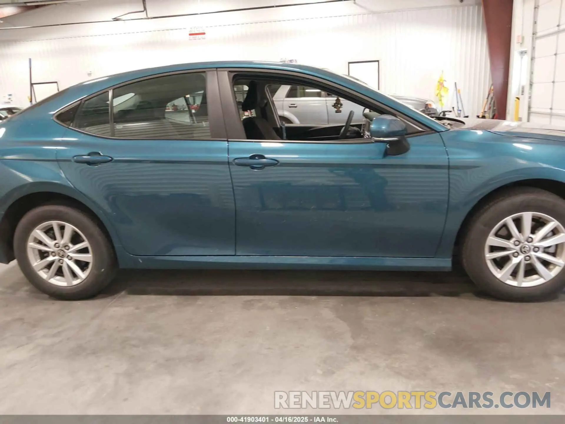 13 Photograph of a damaged car 4T1DAACK3SU003208 TOYOTA CAMRY 2025