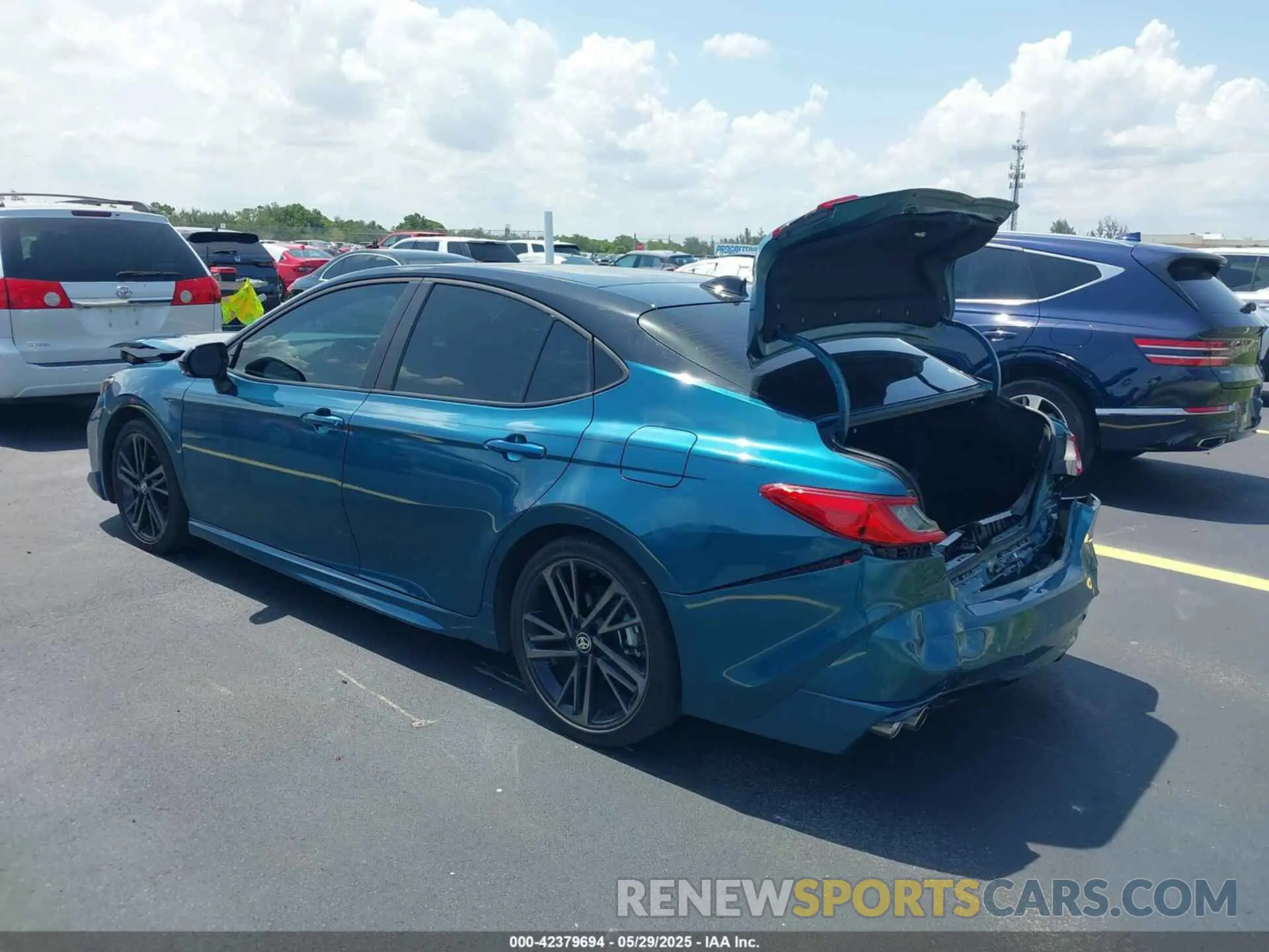 3 Photograph of a damaged car 4T1DAACK3SU008120 TOYOTA CAMRY 2025