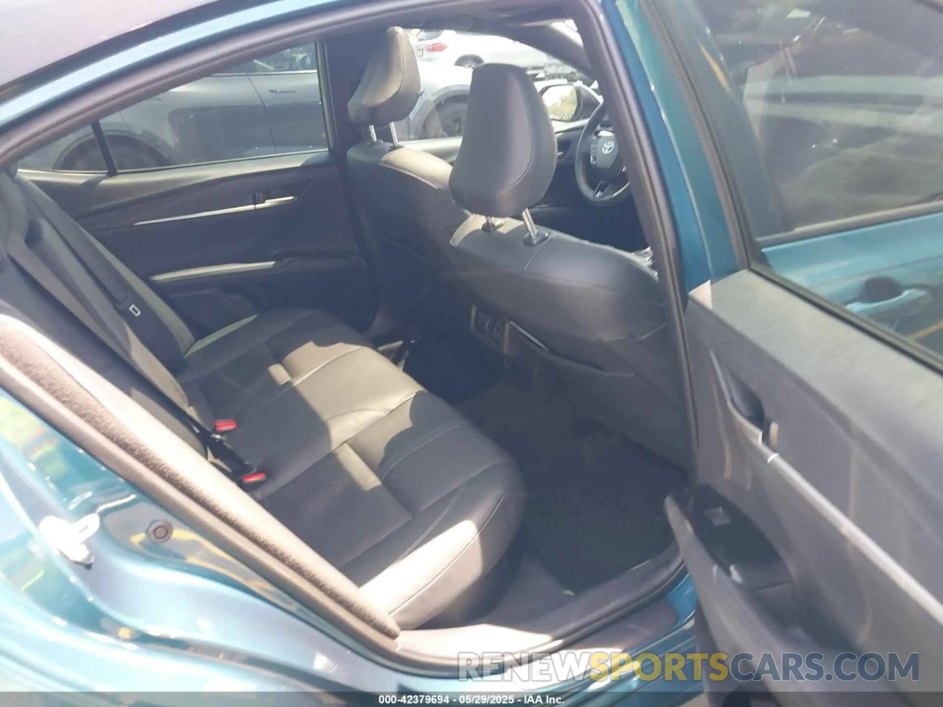 8 Photograph of a damaged car 4T1DAACK3SU008120 TOYOTA CAMRY 2025