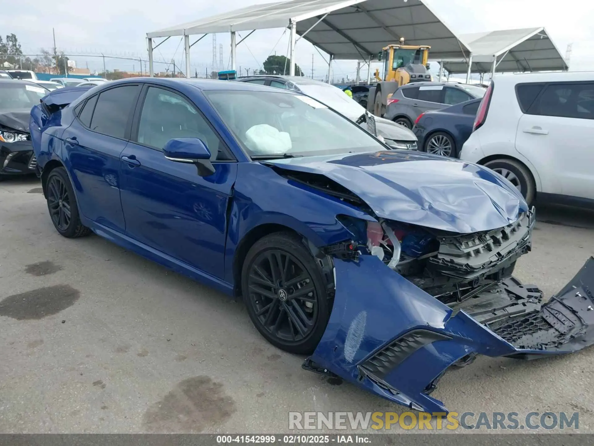 1 Photograph of a damaged car 4T1DAACK3SU019117 TOYOTA CAMRY 2025