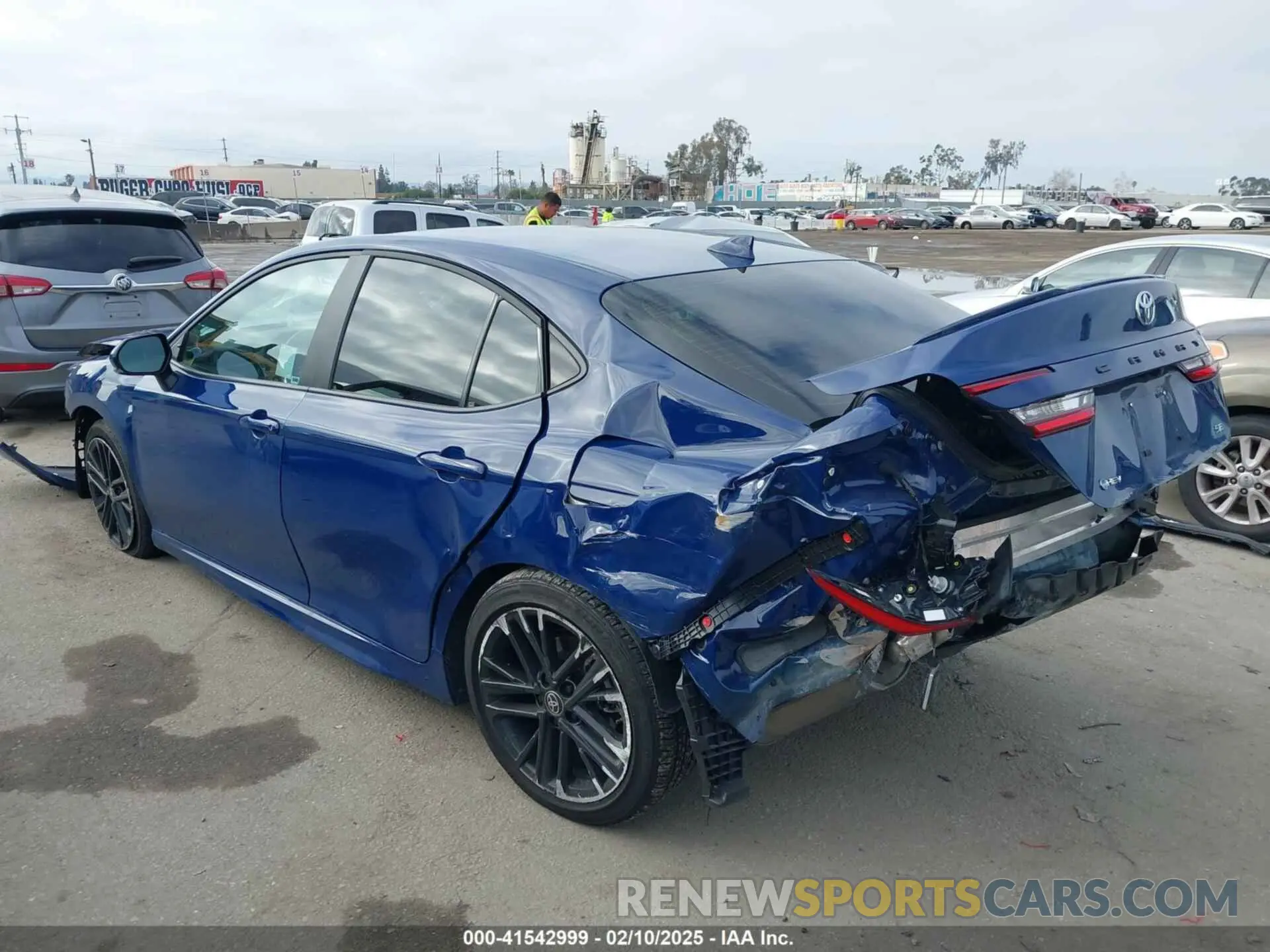 3 Photograph of a damaged car 4T1DAACK3SU019117 TOYOTA CAMRY 2025