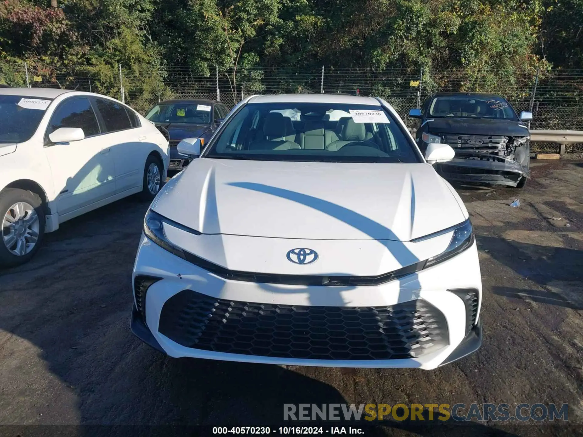 13 Photograph of a damaged car 4T1DAACK3SU022213 TOYOTA CAMRY 2025