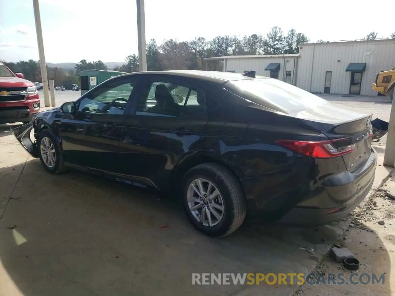 2 Photograph of a damaged car 4T1DAACK3SU033261 TOYOTA CAMRY 2025