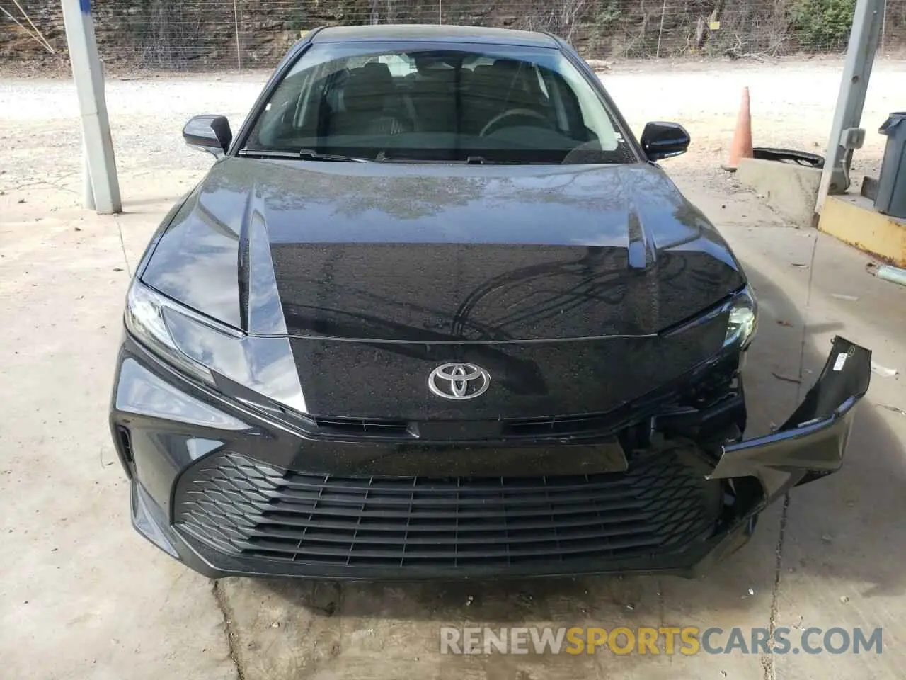 5 Photograph of a damaged car 4T1DAACK3SU033261 TOYOTA CAMRY 2025