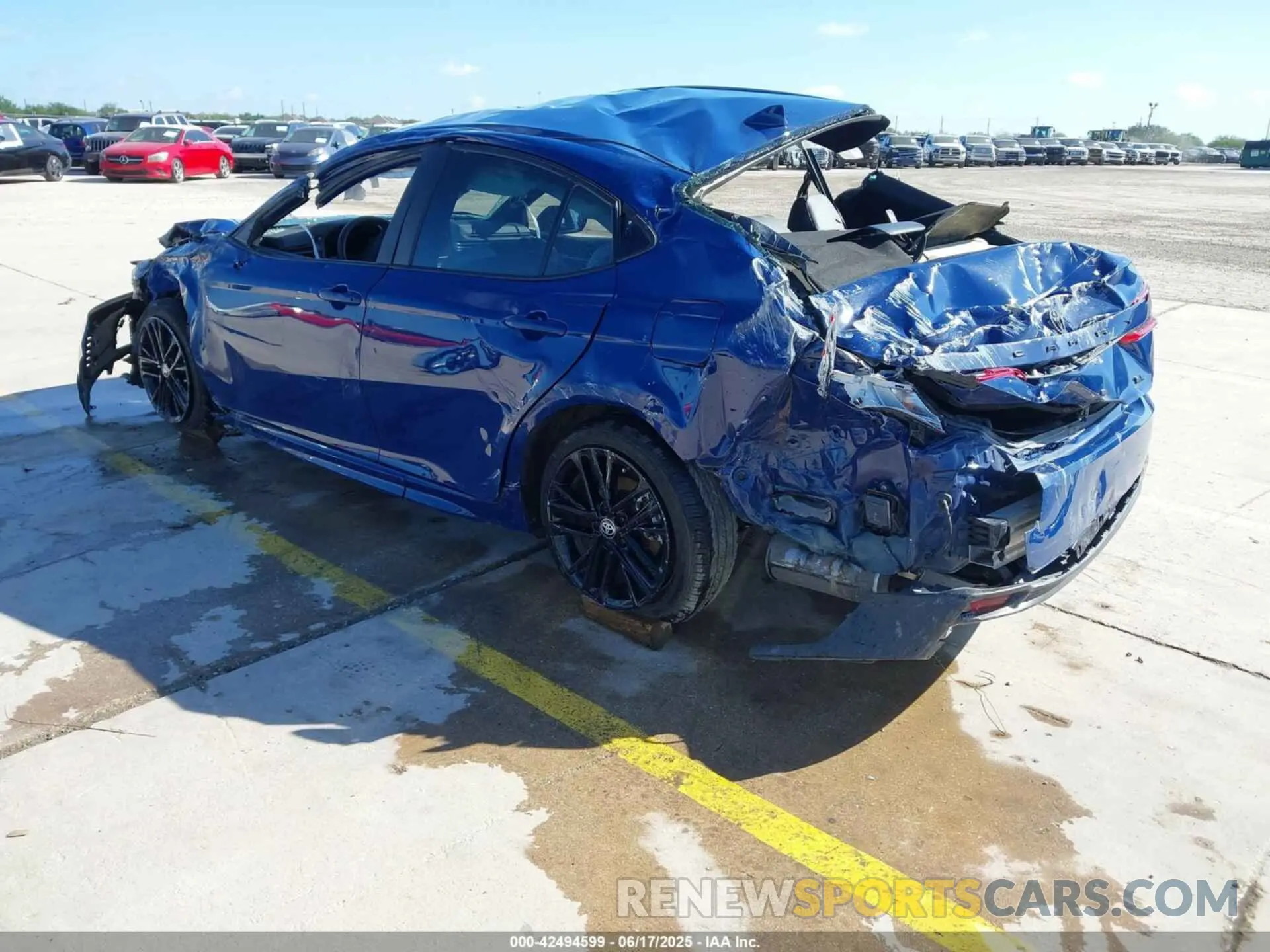 3 Photograph of a damaged car 4T1DAACK3SU041702 TOYOTA CAMRY 2025