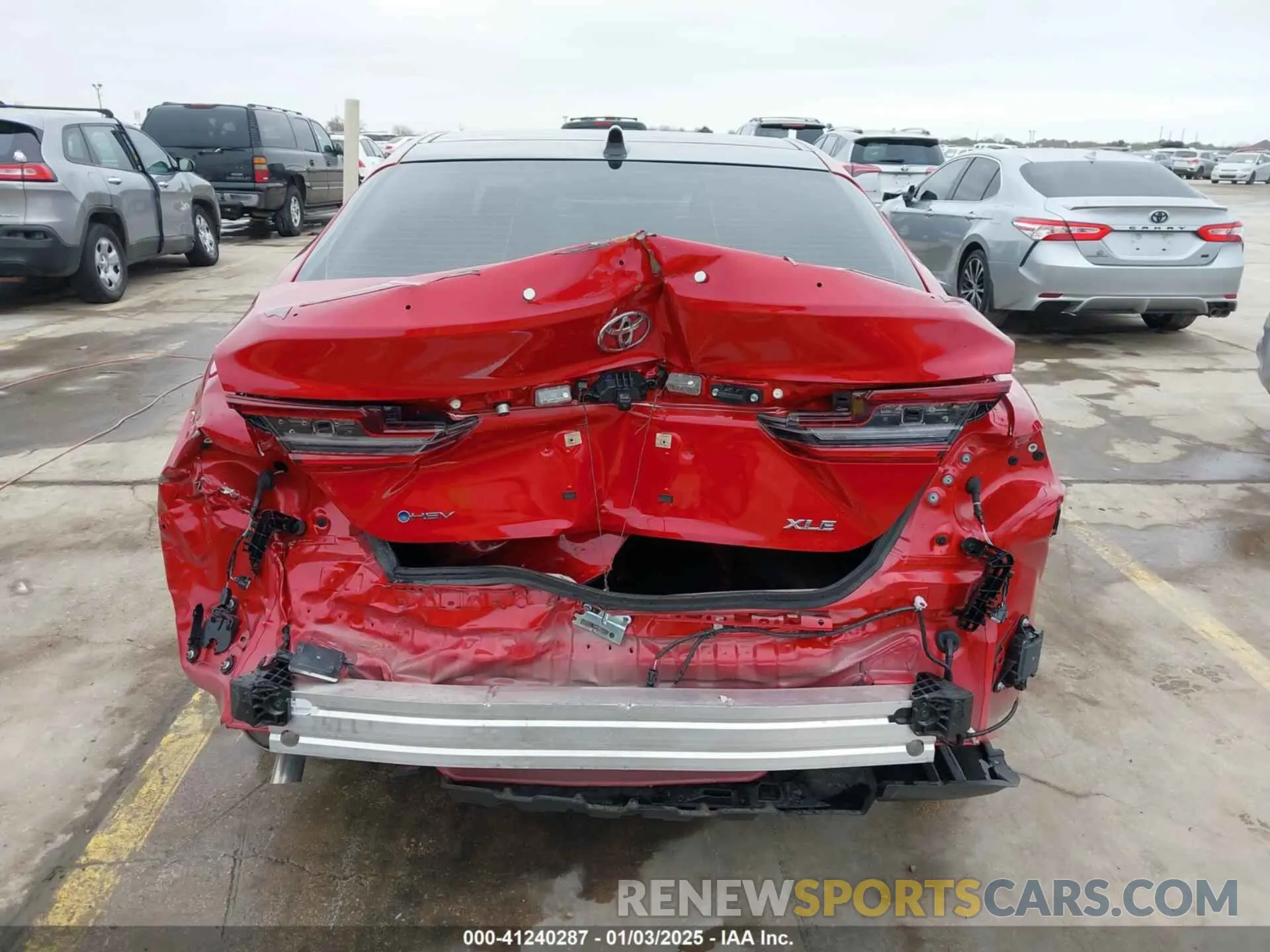 17 Photograph of a damaged car 4T1DAACK3SU041943 TOYOTA CAMRY 2025