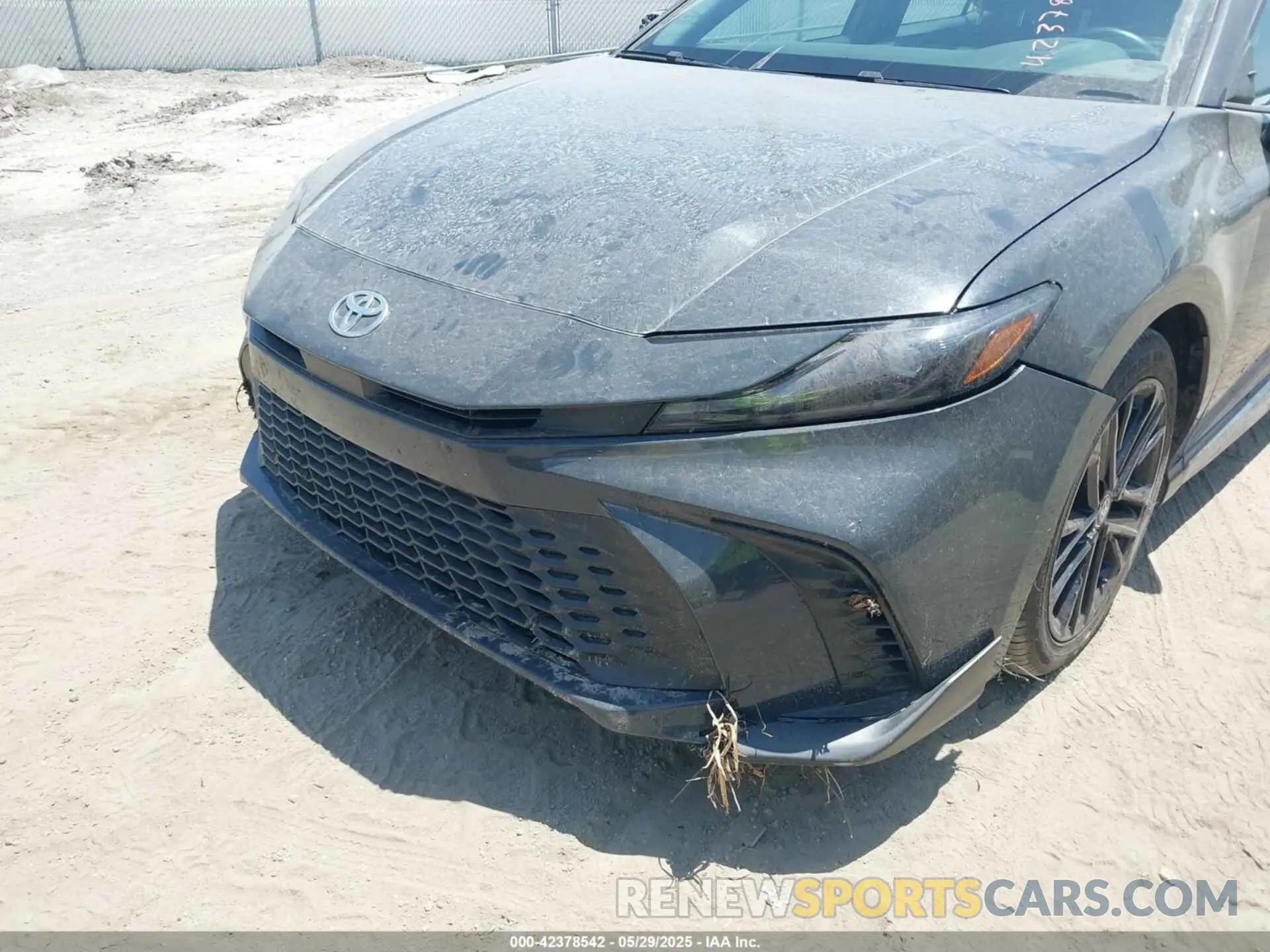 6 Photograph of a damaged car 4T1DAACK3SU060721 TOYOTA CAMRY 2025