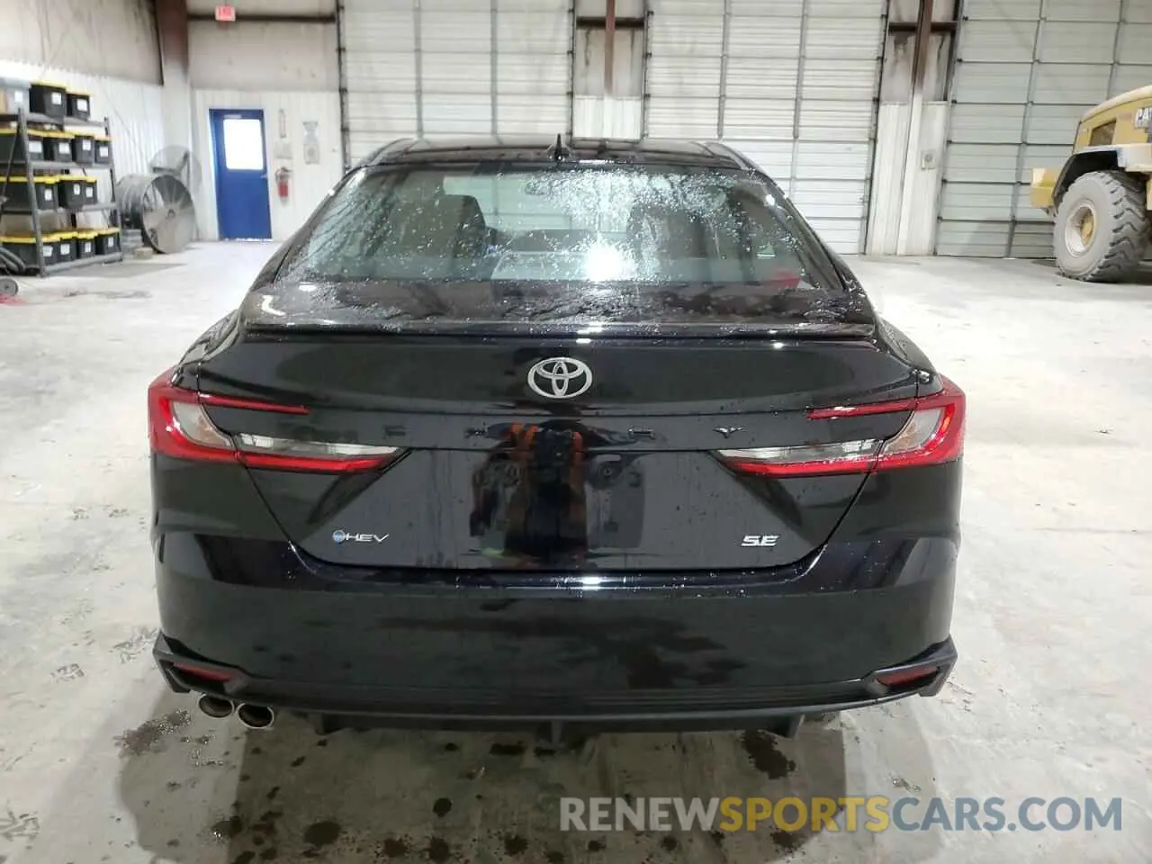 6 Photograph of a damaged car 4T1DAACK3SU086106 TOYOTA CAMRY 2025