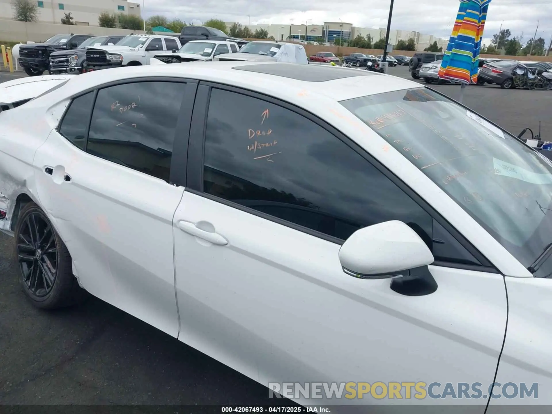 14 Photograph of a damaged car 4T1DAACK3SU087725 TOYOTA CAMRY 2025