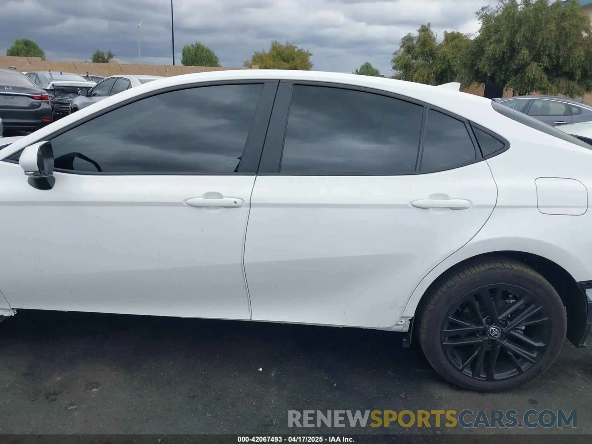 15 Photograph of a damaged car 4T1DAACK3SU087725 TOYOTA CAMRY 2025