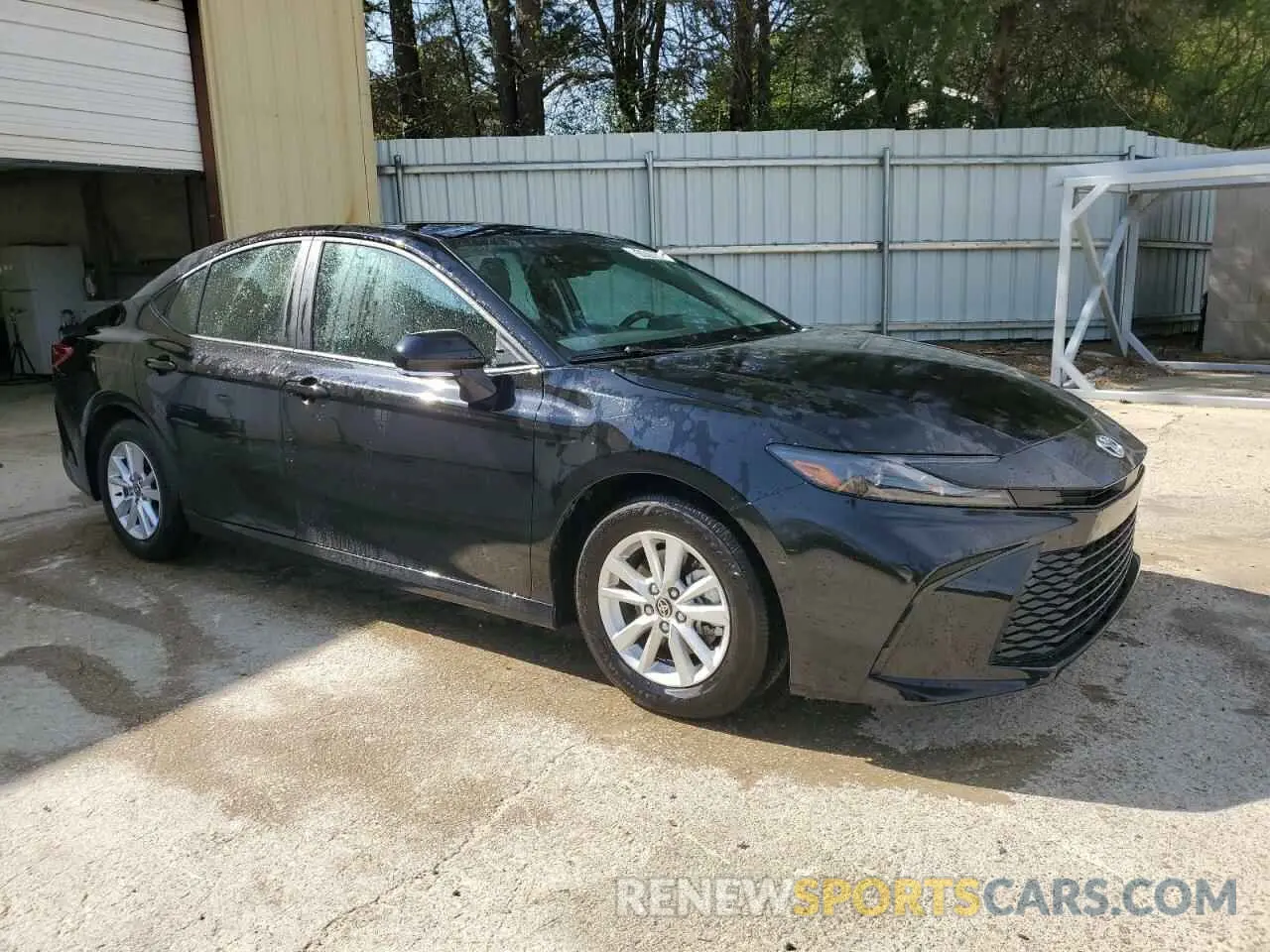 4 Photograph of a damaged car 4T1DAACK3SU090155 TOYOTA CAMRY 2025