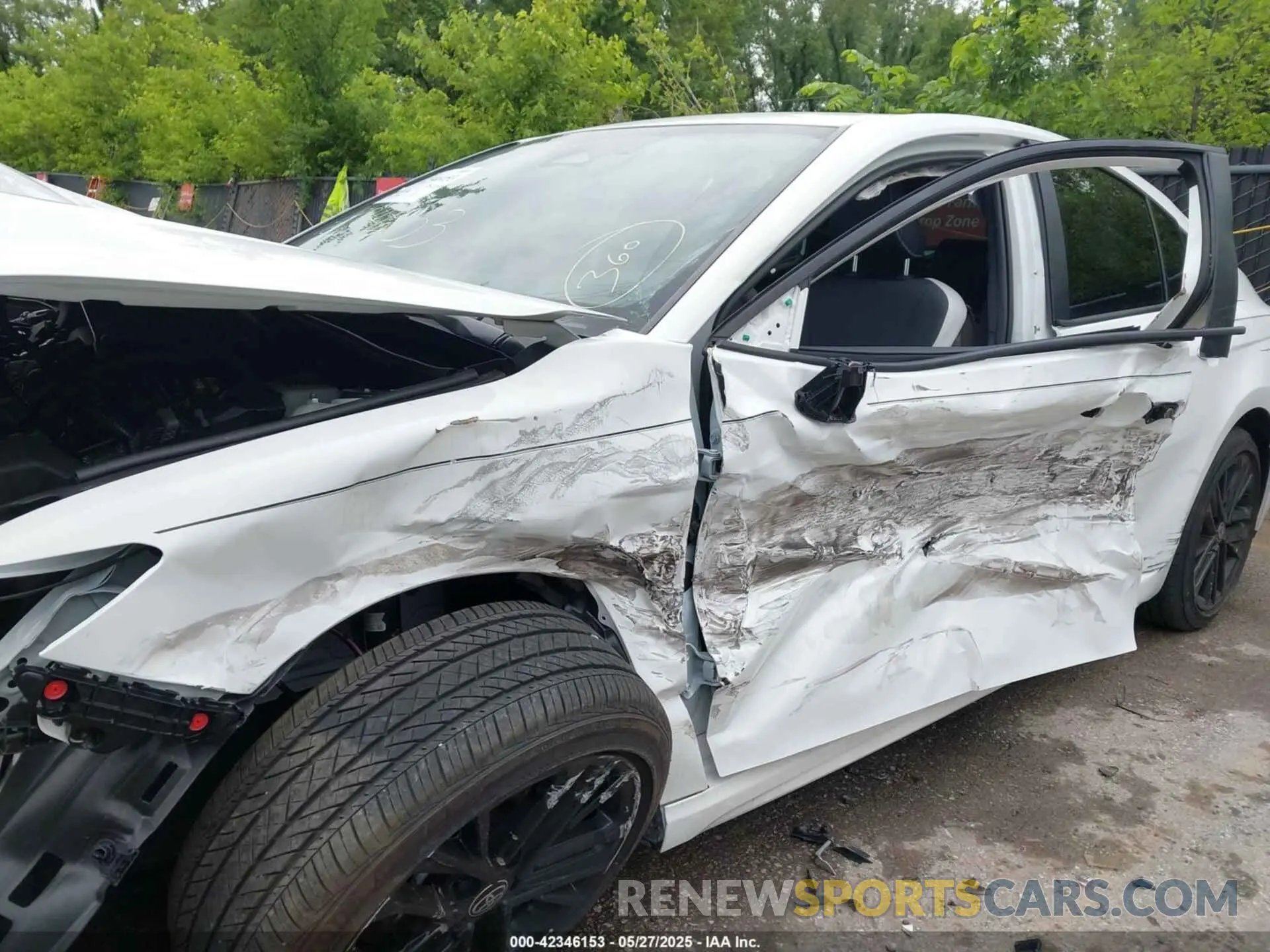 17 Photograph of a damaged car 4T1DAACK3SU098546 TOYOTA CAMRY 2025